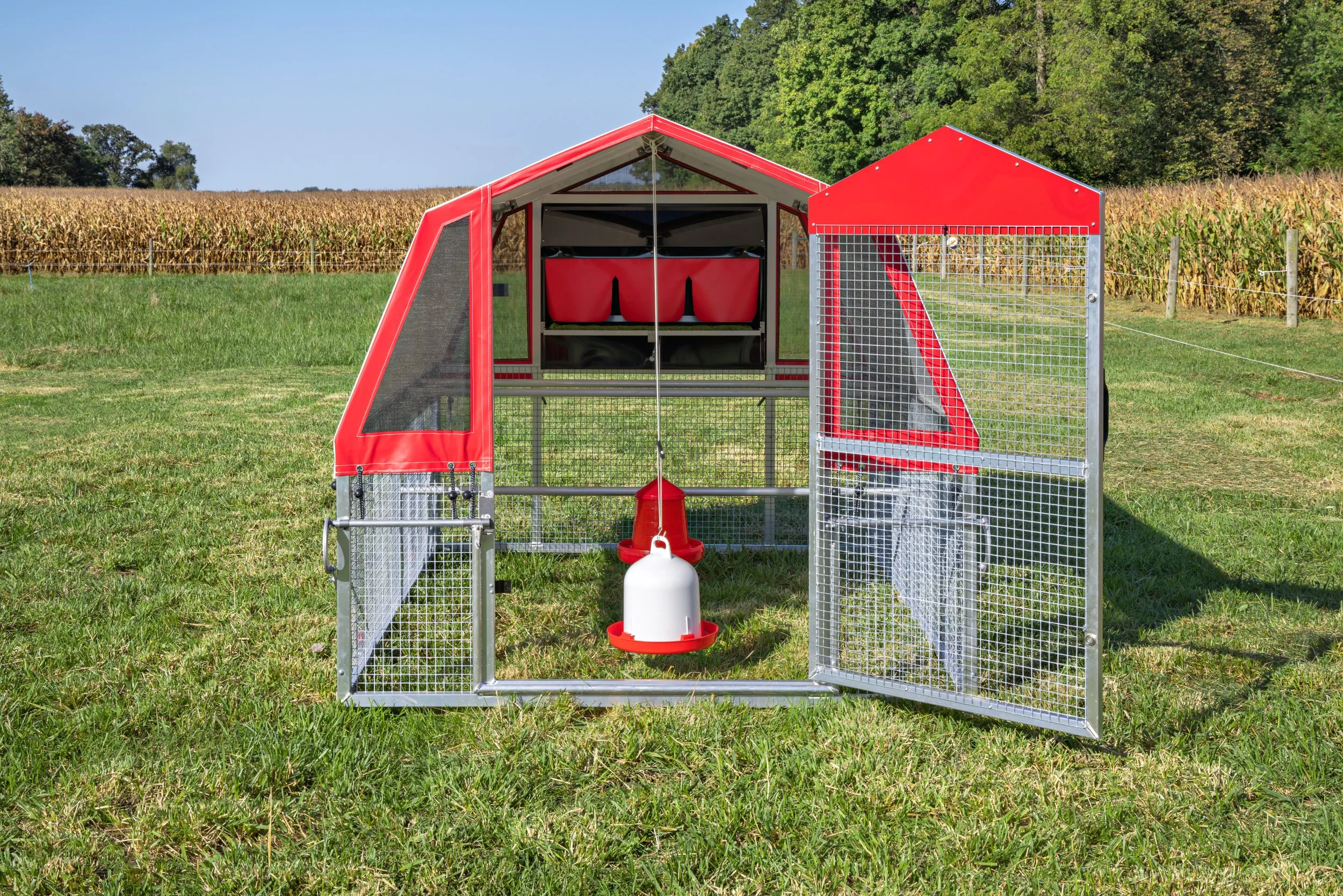6 x 8 Redline Coop [Front Door, Open].jpeg