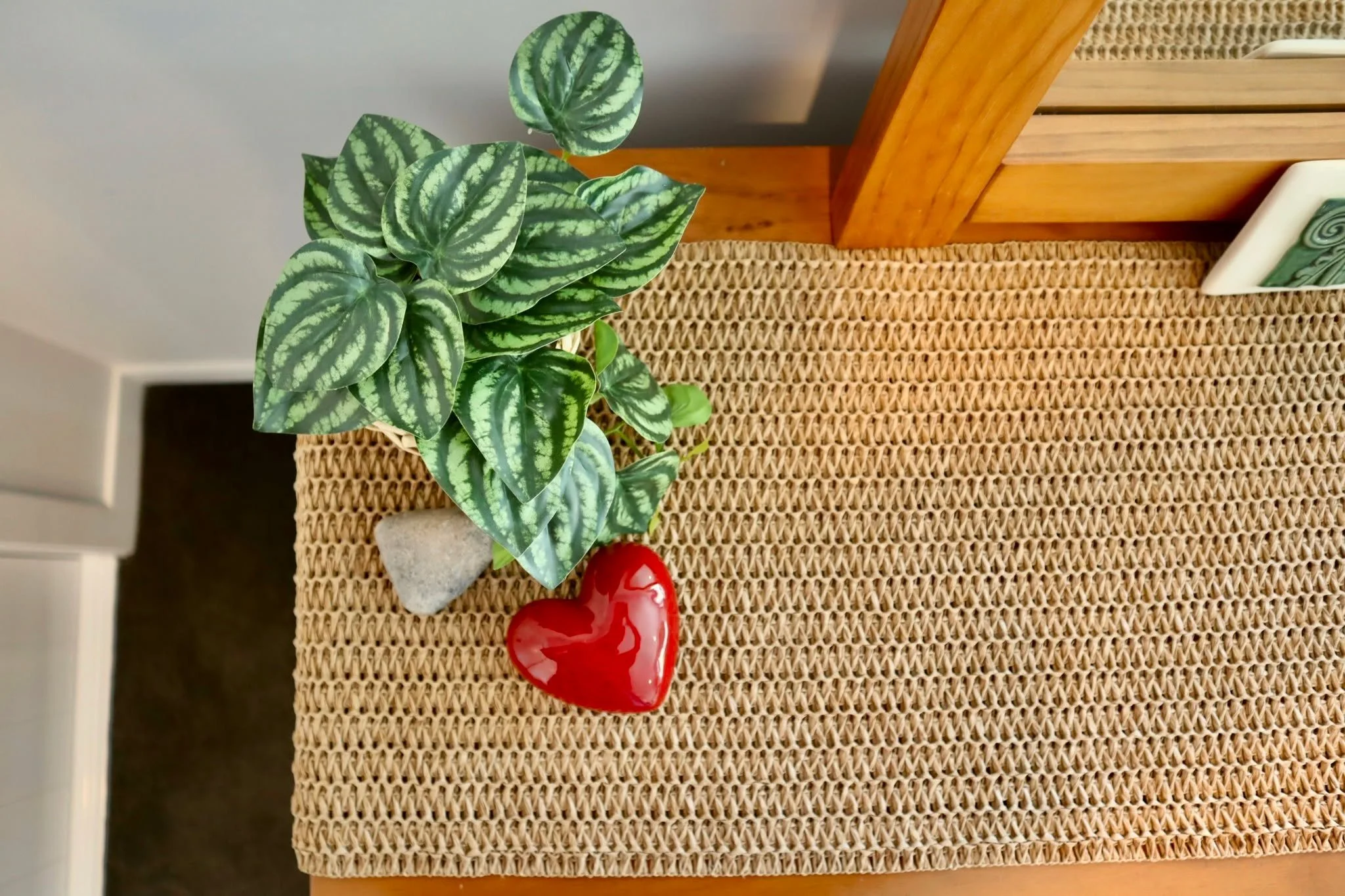 Your Downtown Retreat Awaits

Whether it&rsquo;s a solo getaway or a couple&rsquo;s escape, Aroha Cove offers a stylish studio with all the essentials: kitchenette, massage chair, private patio, and a central location. Experience downtown Mount Maung