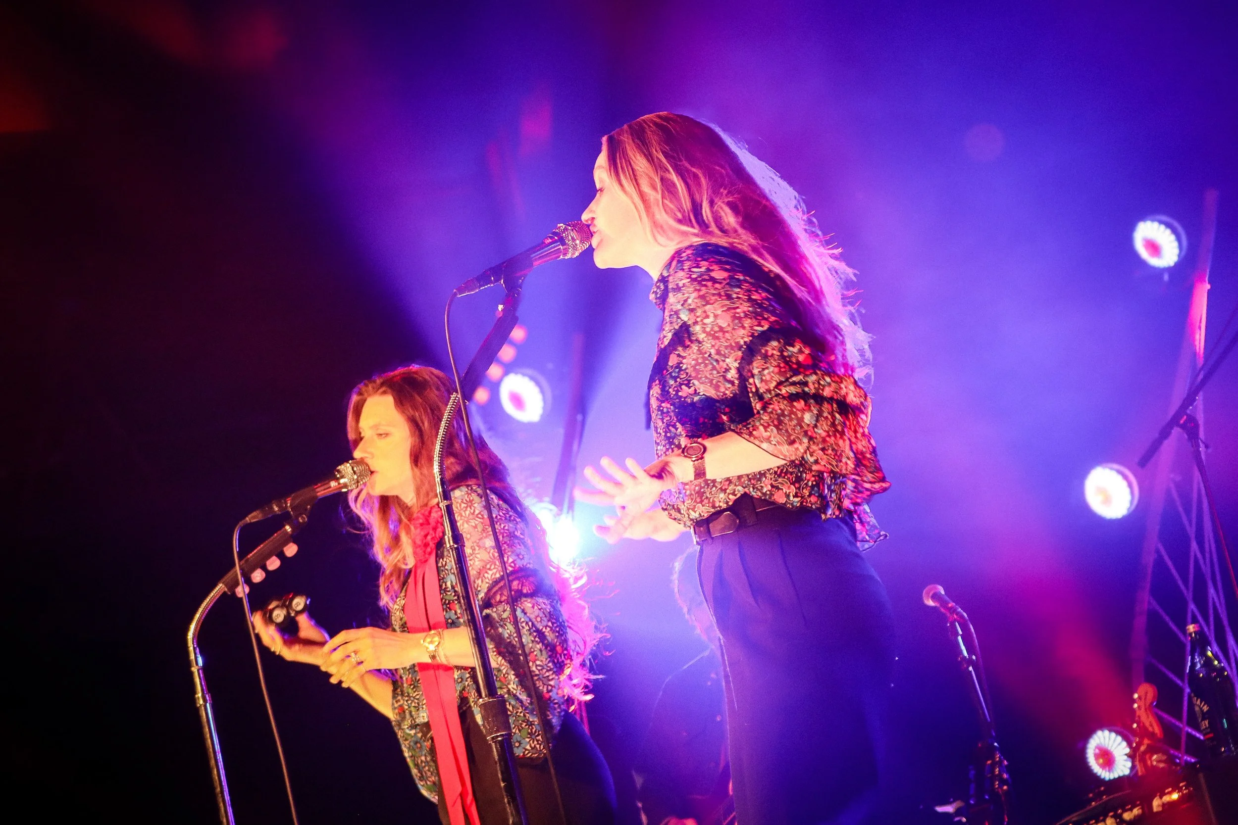 Gallery: Aly &amp; AJ silver deliverer tour