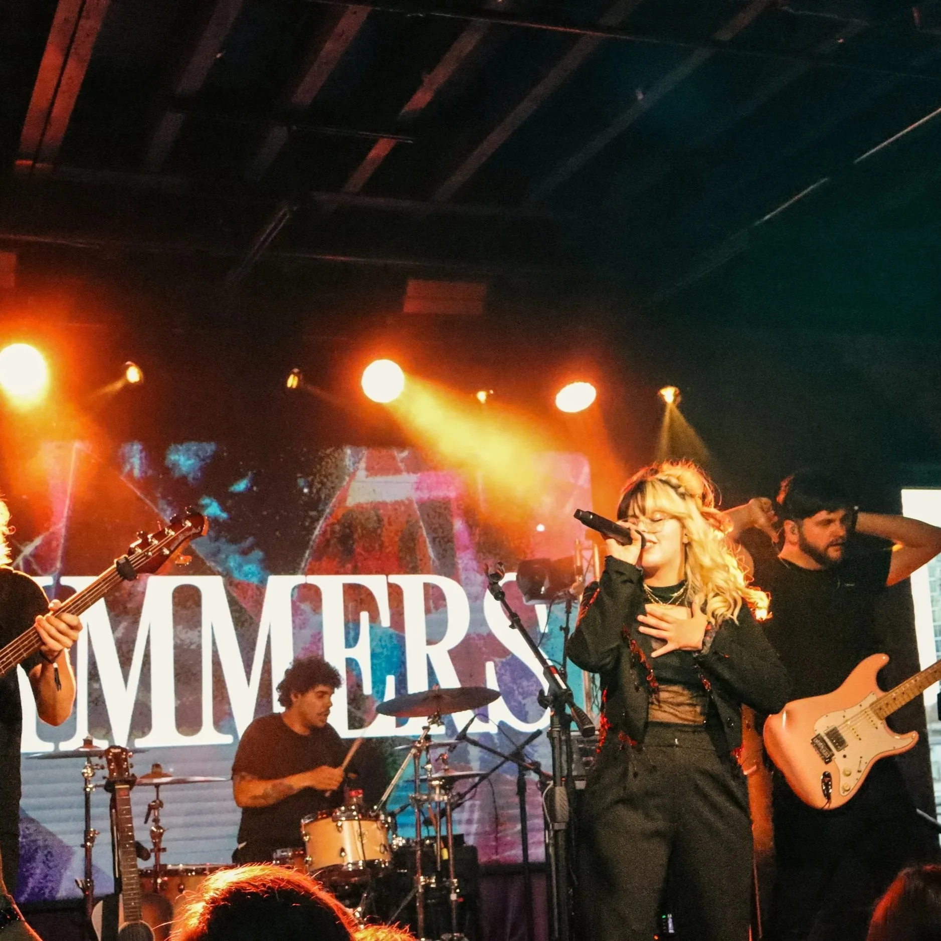 Glimmers brings the art of shattering to ceremony fest