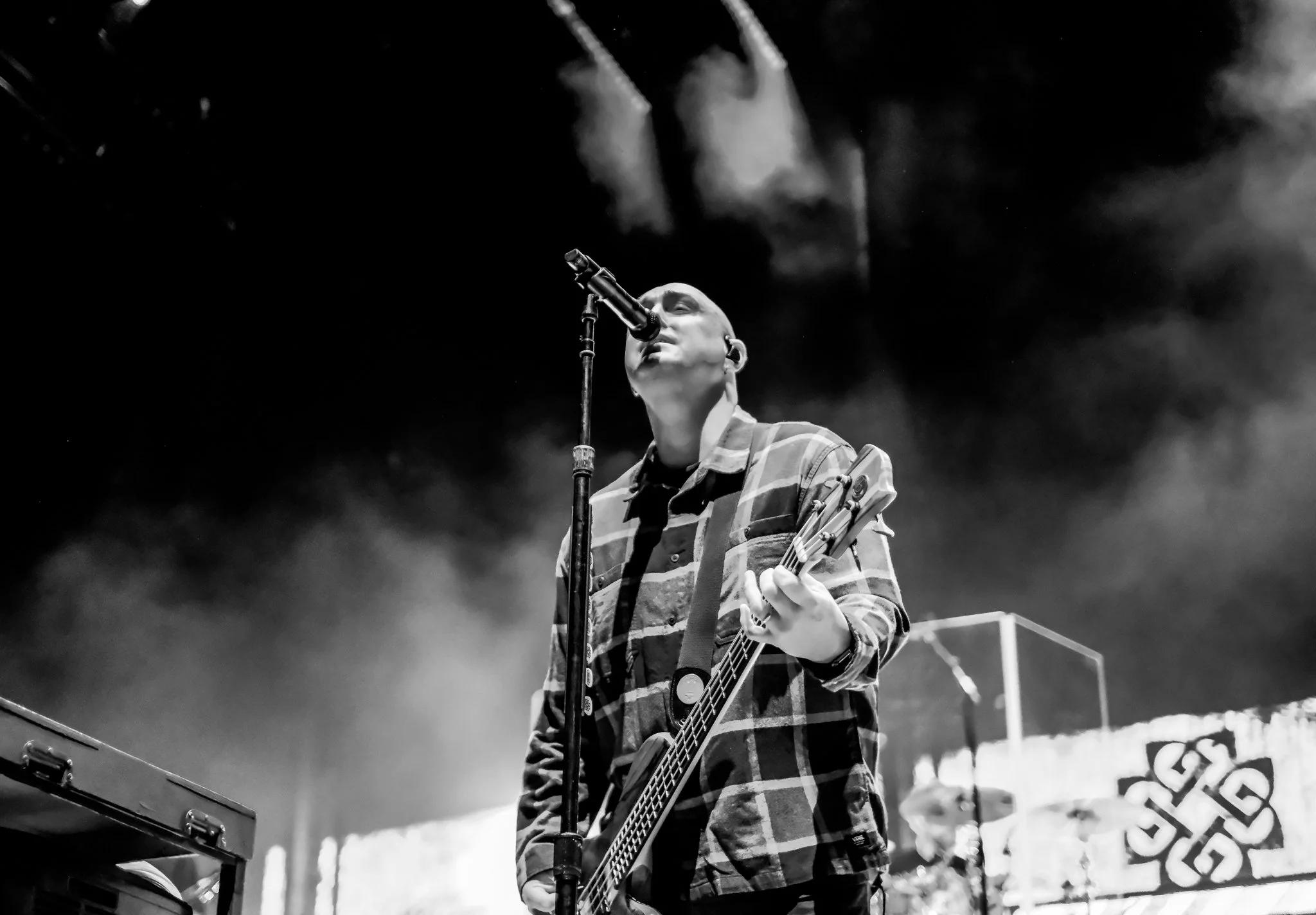 Breakingbenjamin_tourphotos_Chicago_concertphotography-16.jpg
