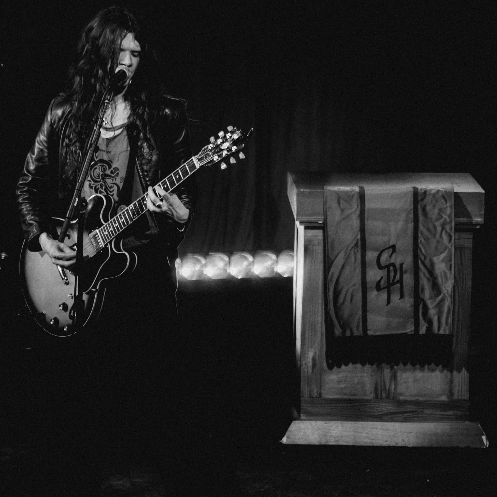 High on His Lows: Sawyer Hill and The Never-ending Fall Shake Irving Plaza