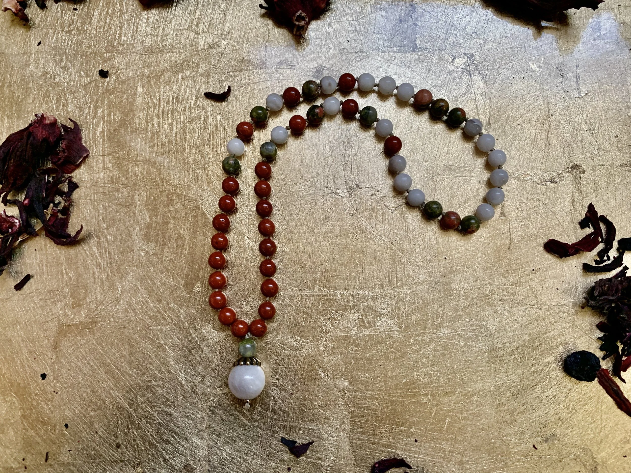 MALA_BS_54beads_WhiteCrazyLaceAgate+Unakite+RedJasper.jpeg