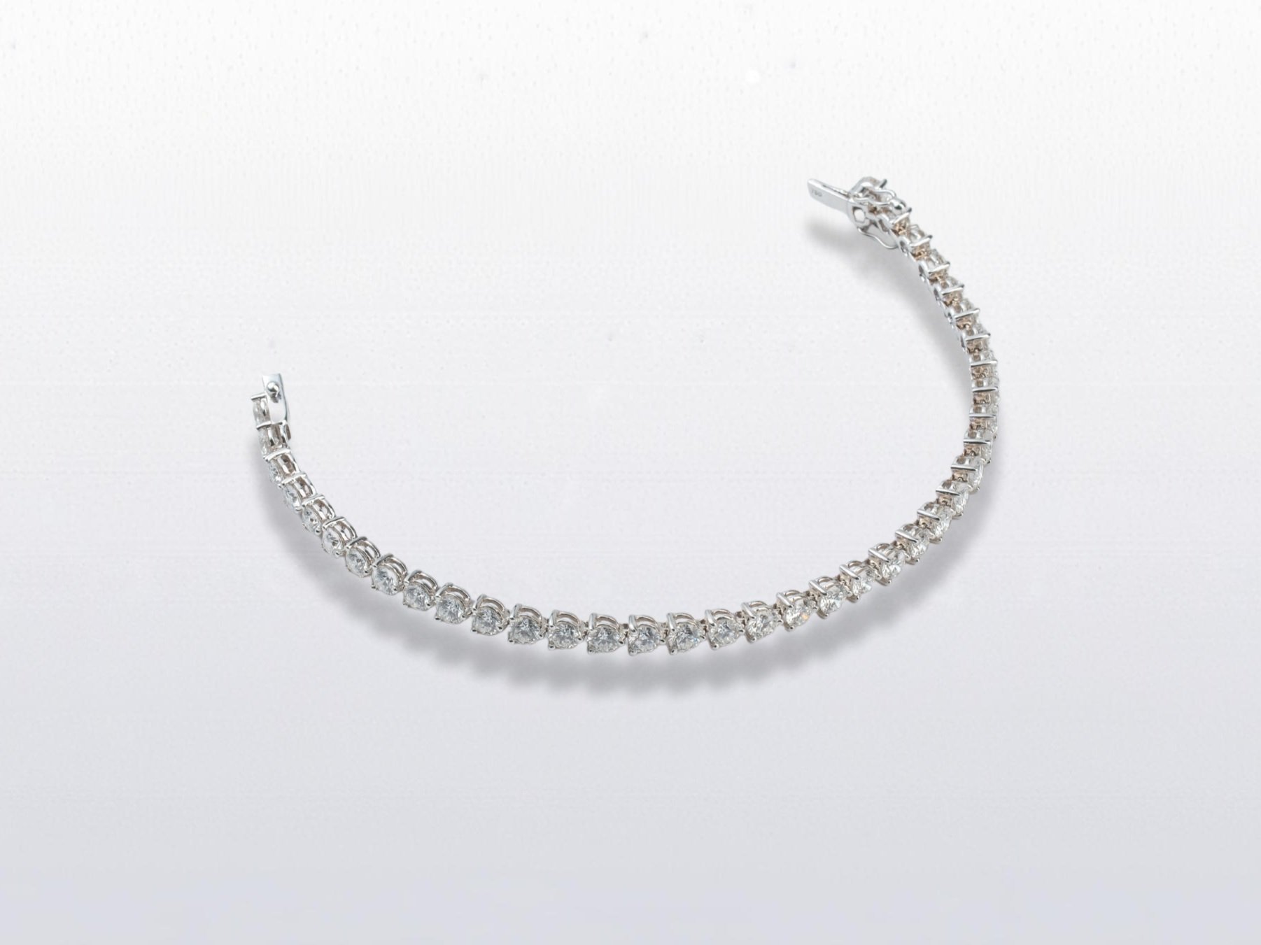 CATALOGUE-SOVEREIGN-COLLECTION-9.jpg