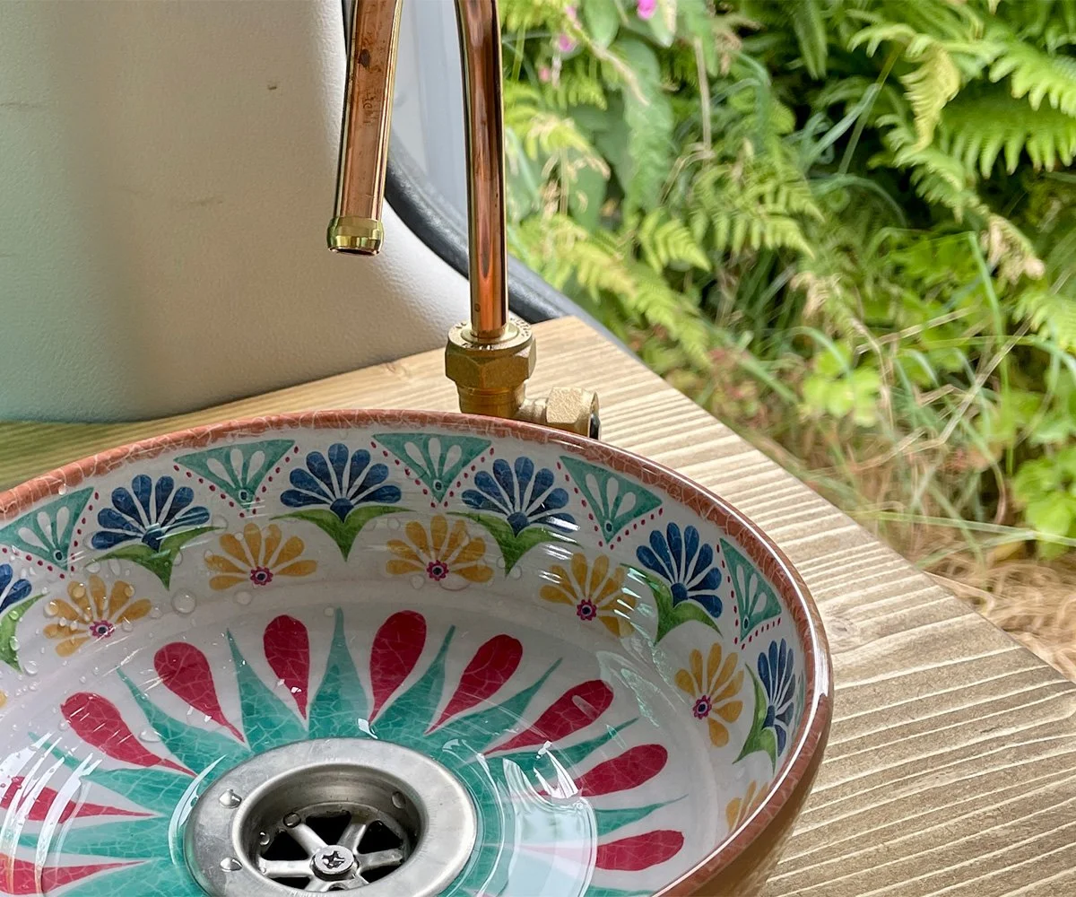 micro-camper-sink-and-tap.jpg