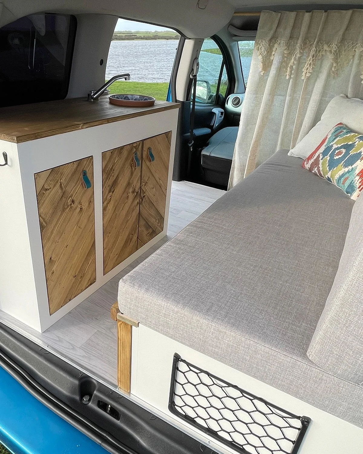 micro-camper-interior-design.jpg
