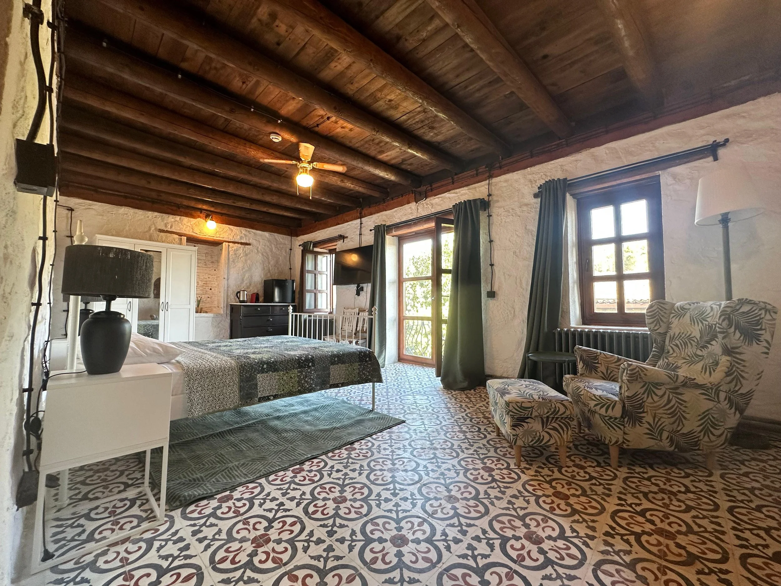 PHOTO-2026-01-16-21-49-46 2.jpg