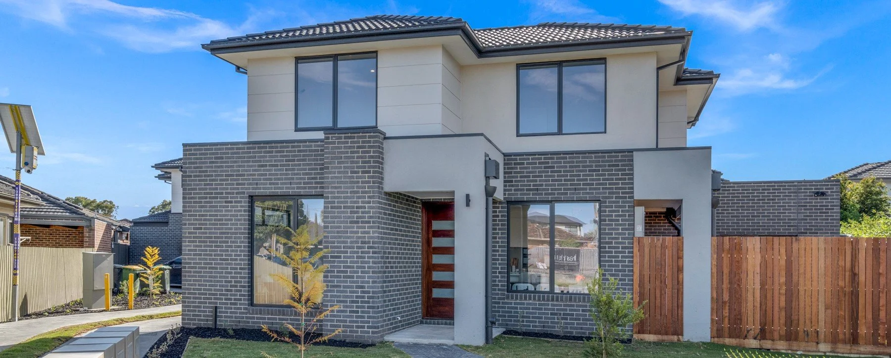 1_53 Dundee-Web-04 No WM.jpg