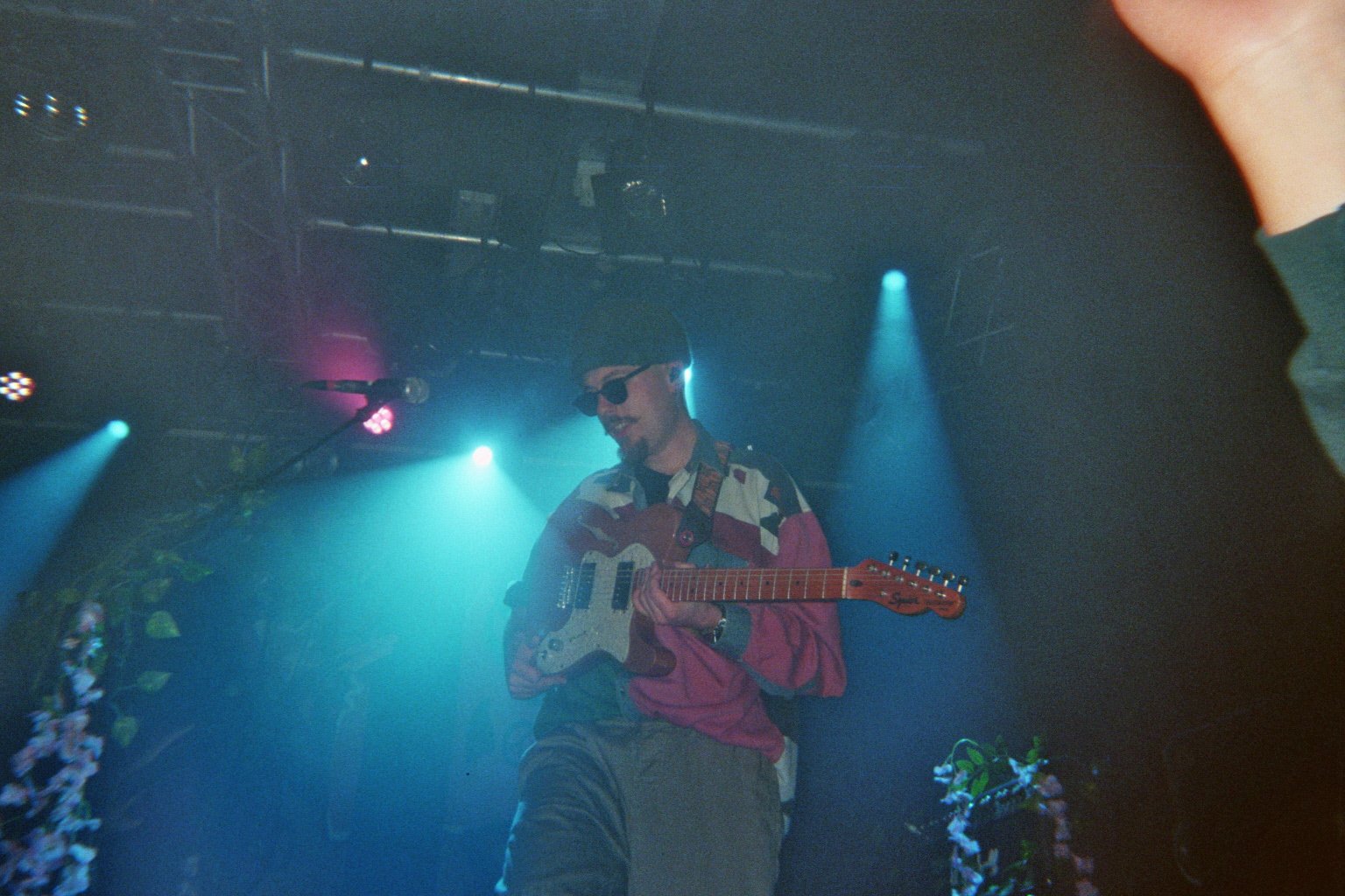 imm011_16.jpg