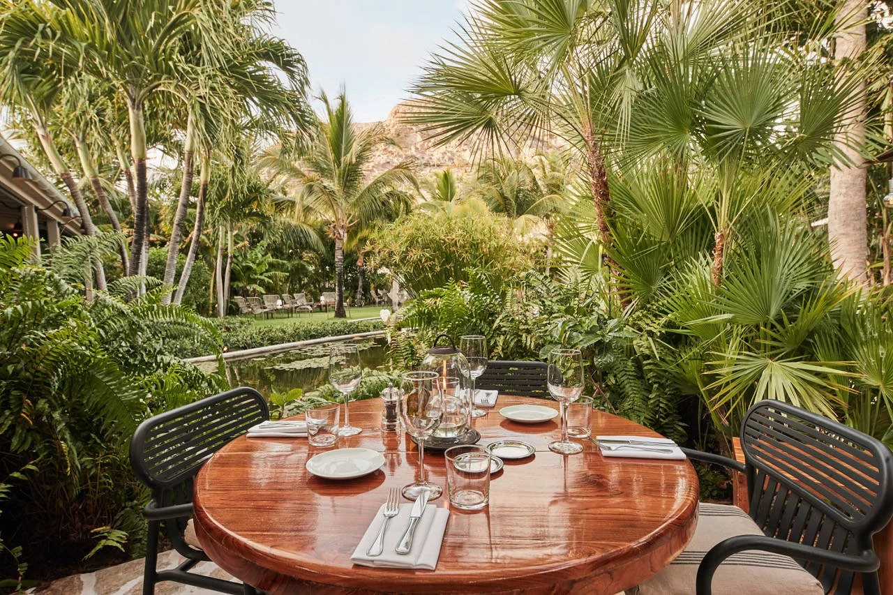 2-st-barths-tamarin-restaurants-saline-st-barth..jpg