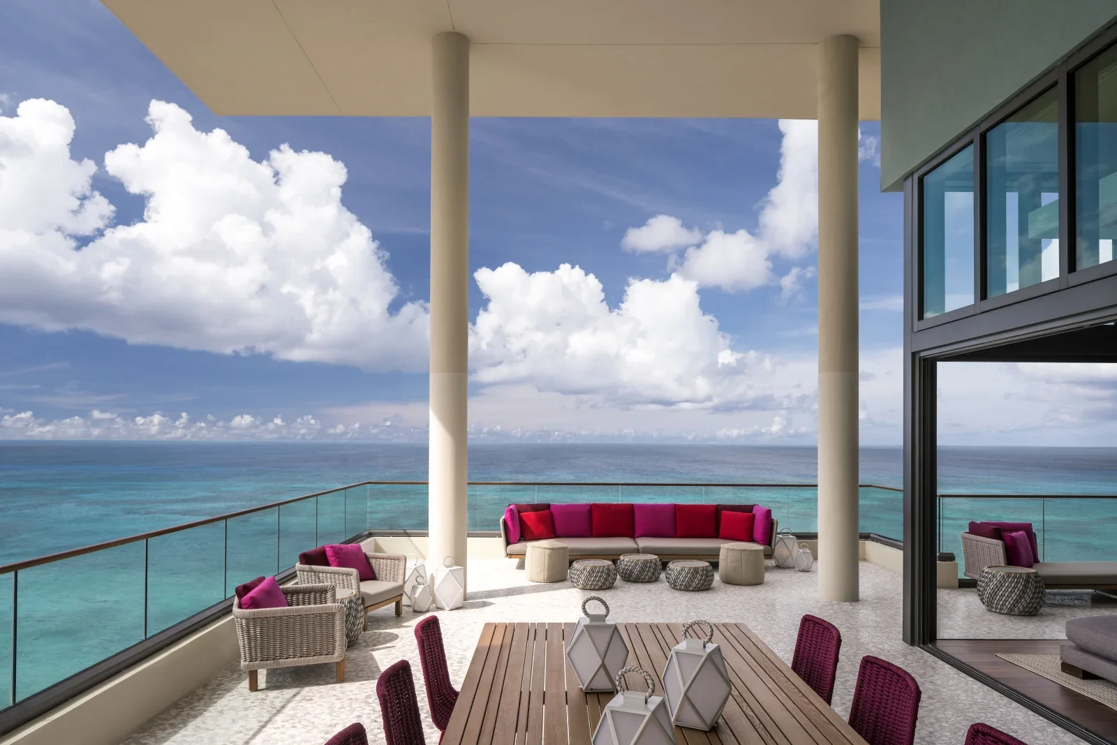 Kimpton seafire - terace