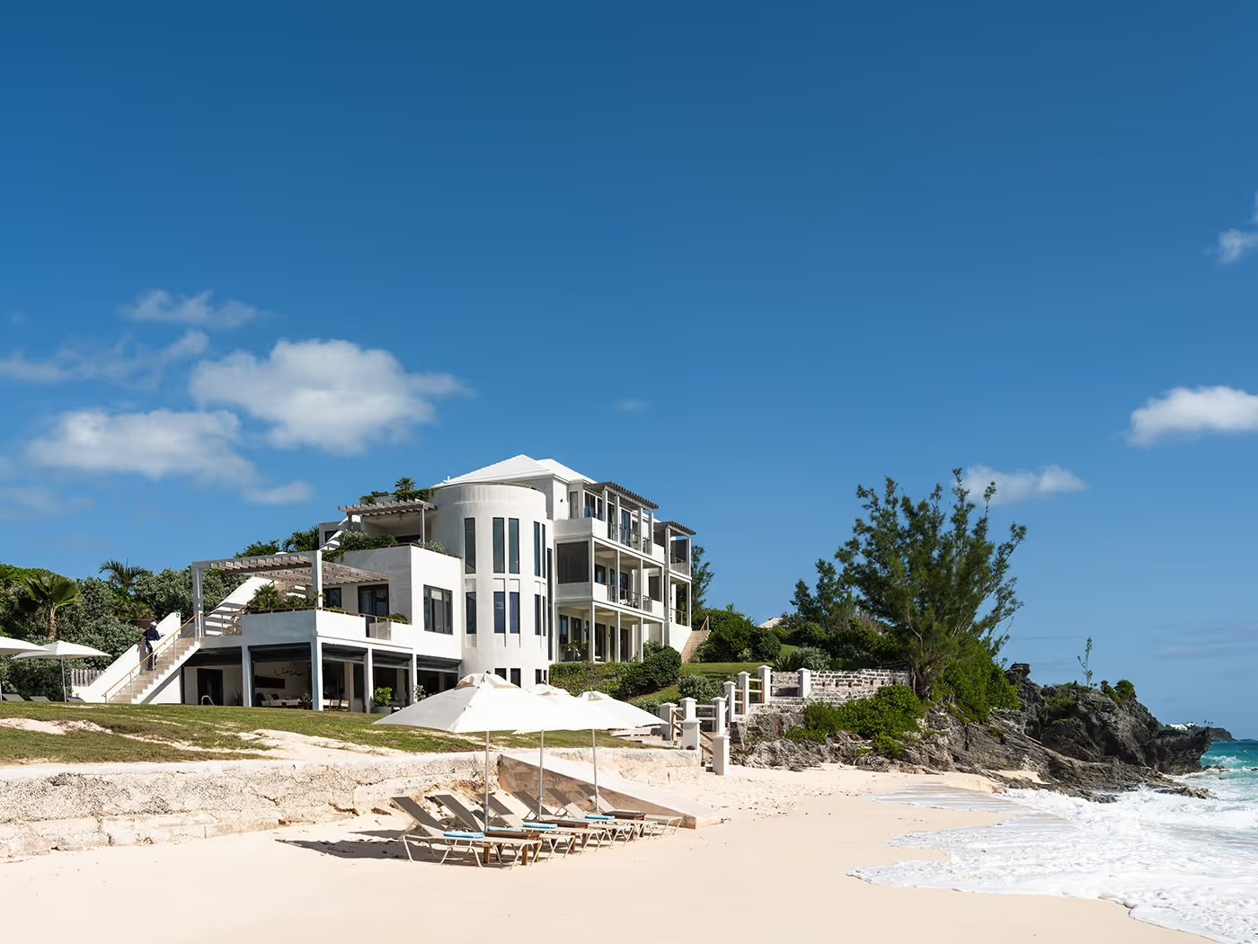 The Loren Bermuda overview