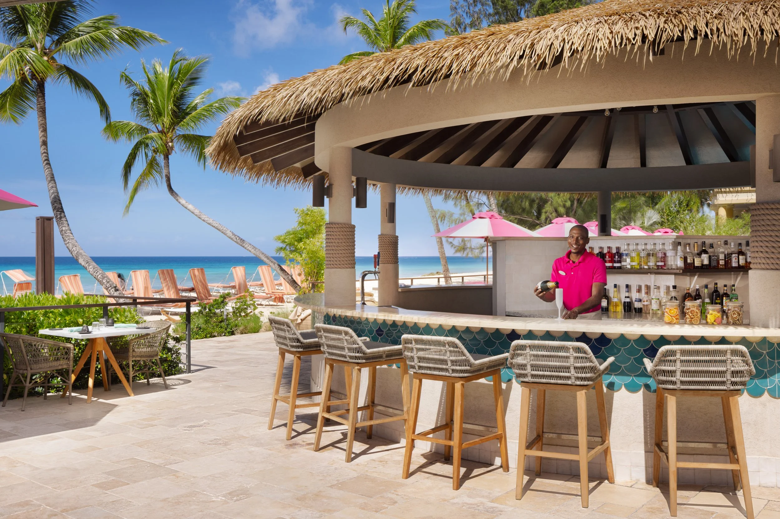 O2 BArbados bar