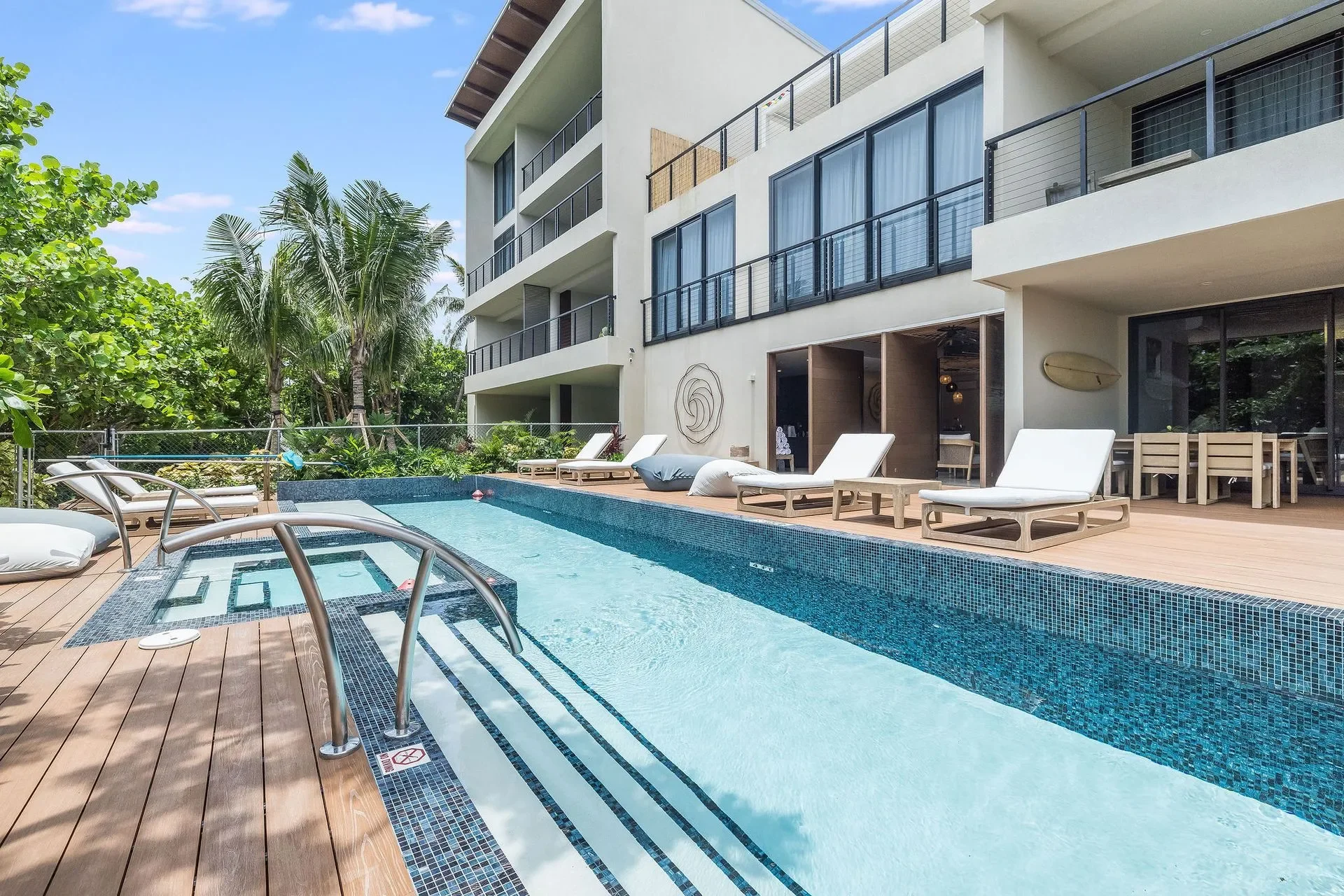 Vida Cayman Islands | Sustainable Eco-Boutique West Bay