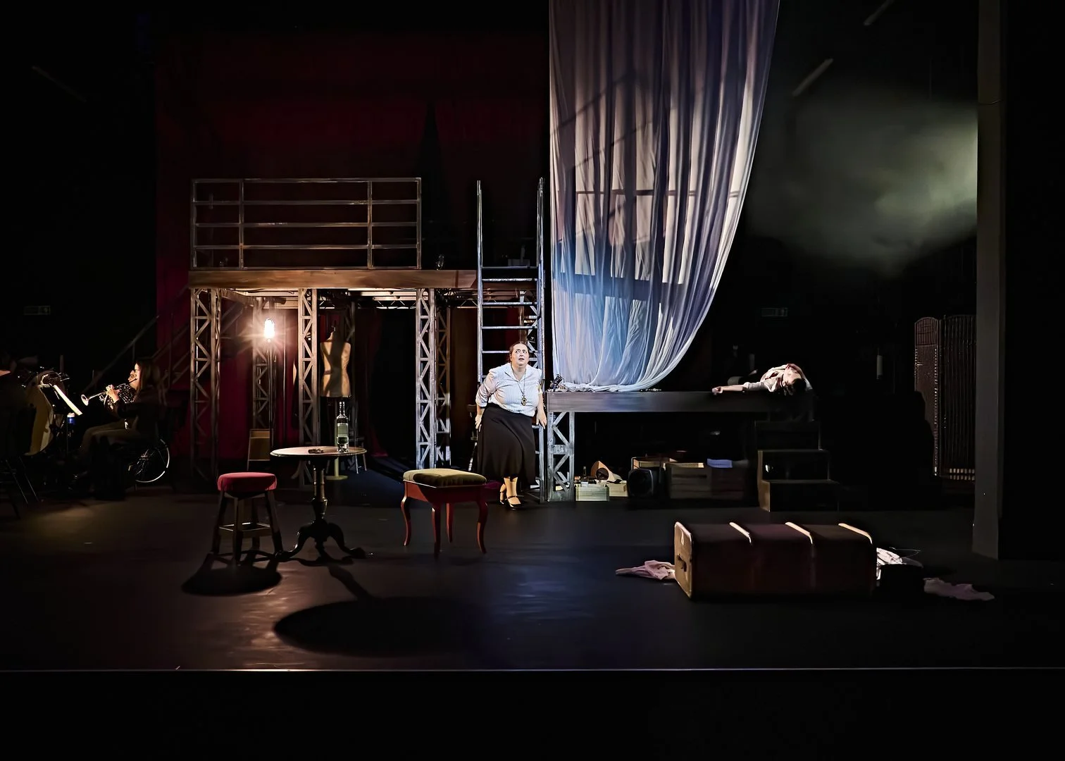 Double Bill: Prima la Musica / The Medium
