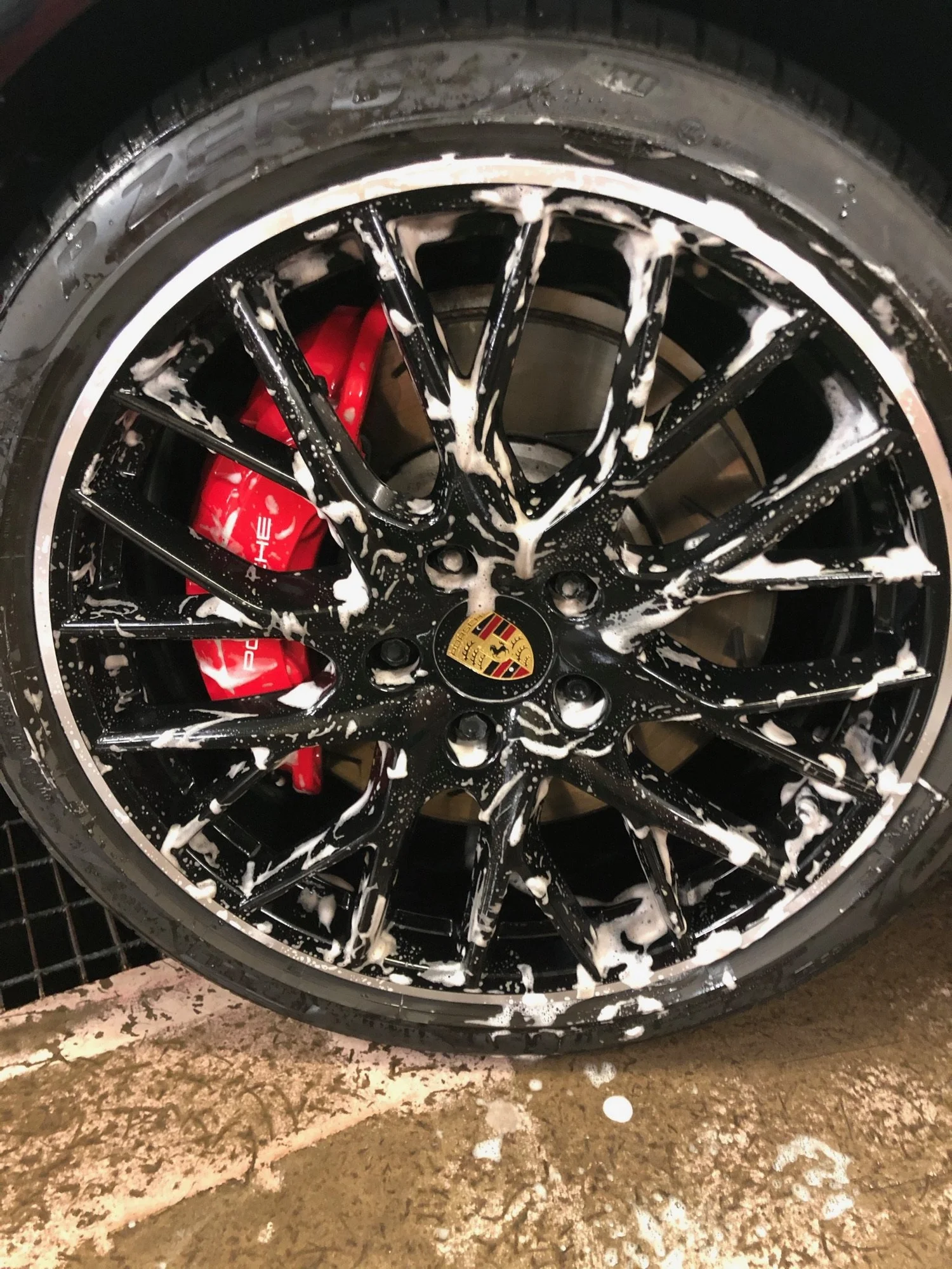 Däckservice hos Car Care Service