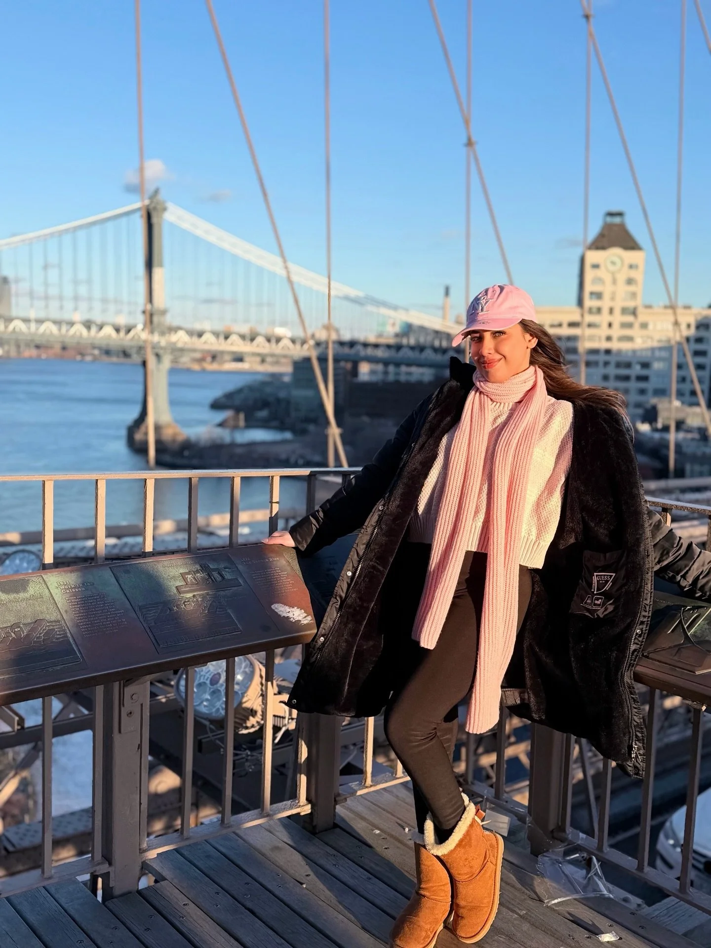 Dreamer Girl💖✨ Happy New year🎆

Starting 2026 surrounded by New York energy.
Grateful for life and hopeful for a blessed year ahead, filled with good health for everyone and beautiful opportunities.
This year feels aligned, intentional, and full of