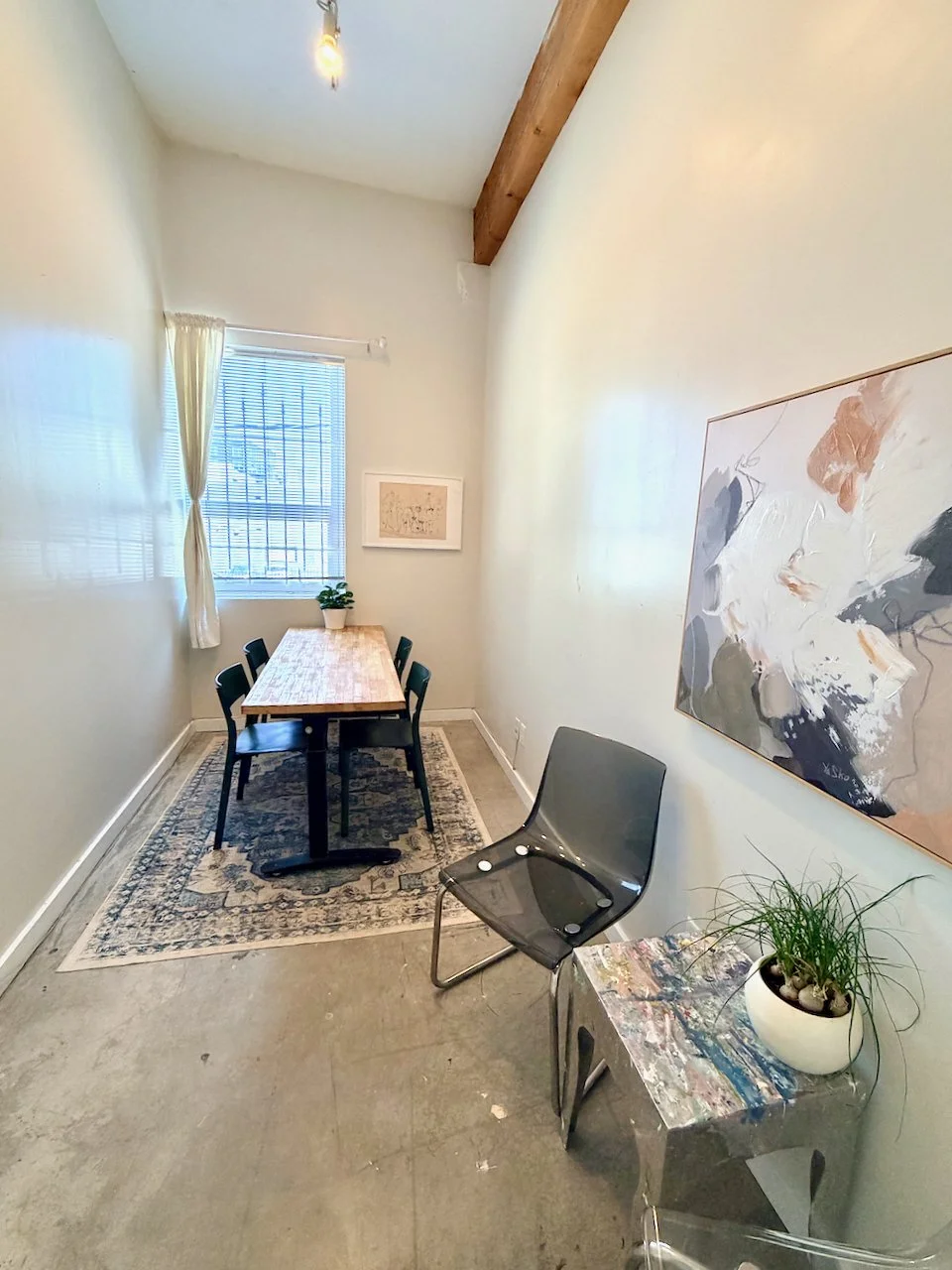 Meeting room for rent in vancouver