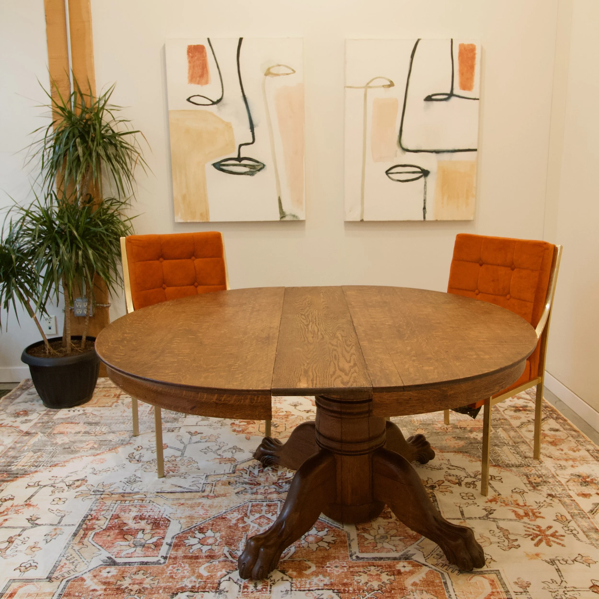 This is a bespoke decor beautiful meeting room for podcast recording to rent by the hour