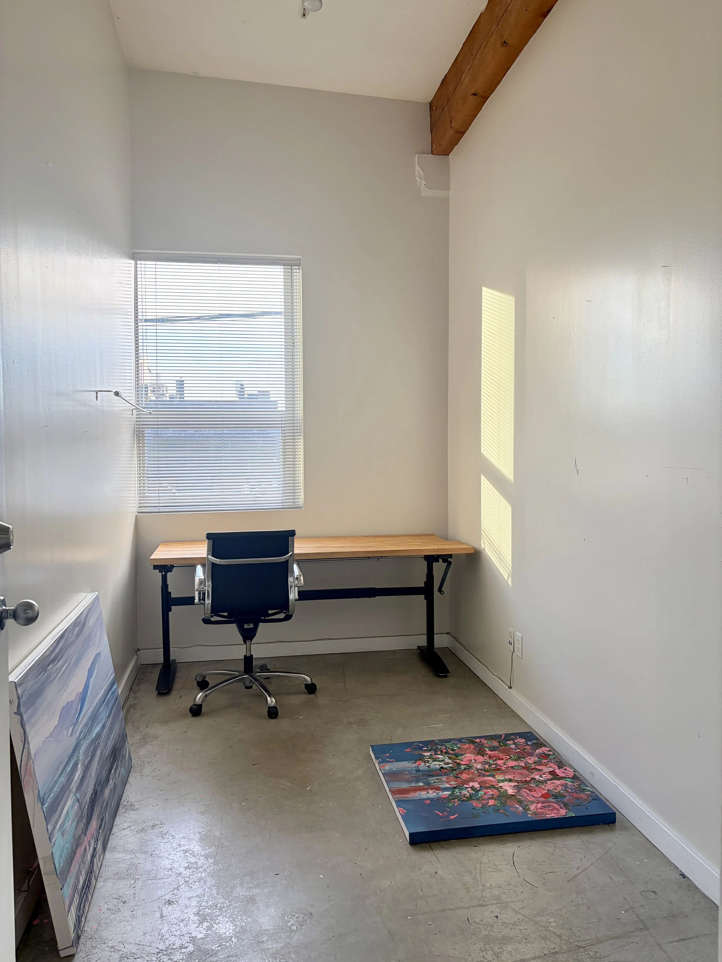 Image: Artist creator studio available for rent in vancouver
