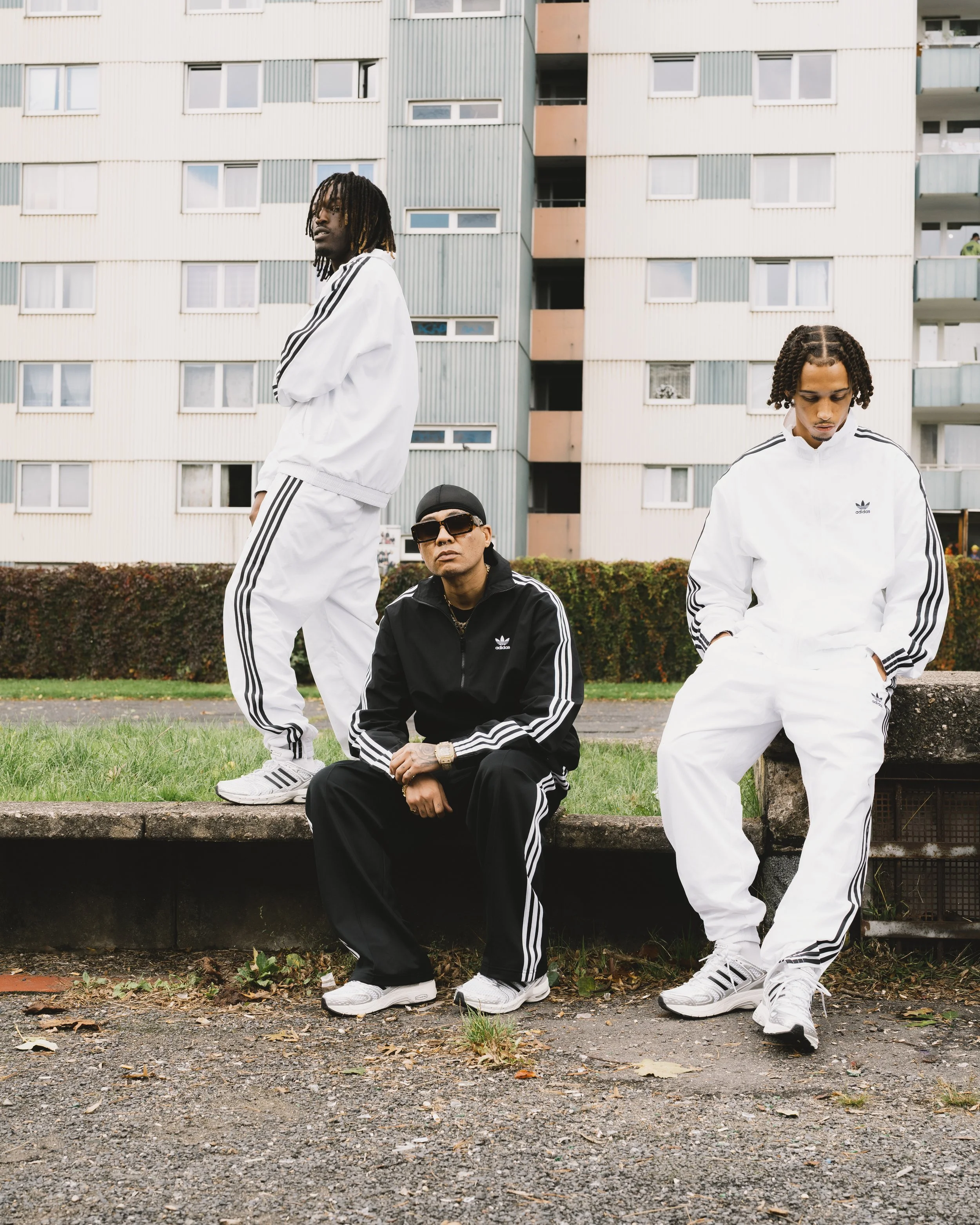 ADIDAS ADISTAR-2 2.jpg