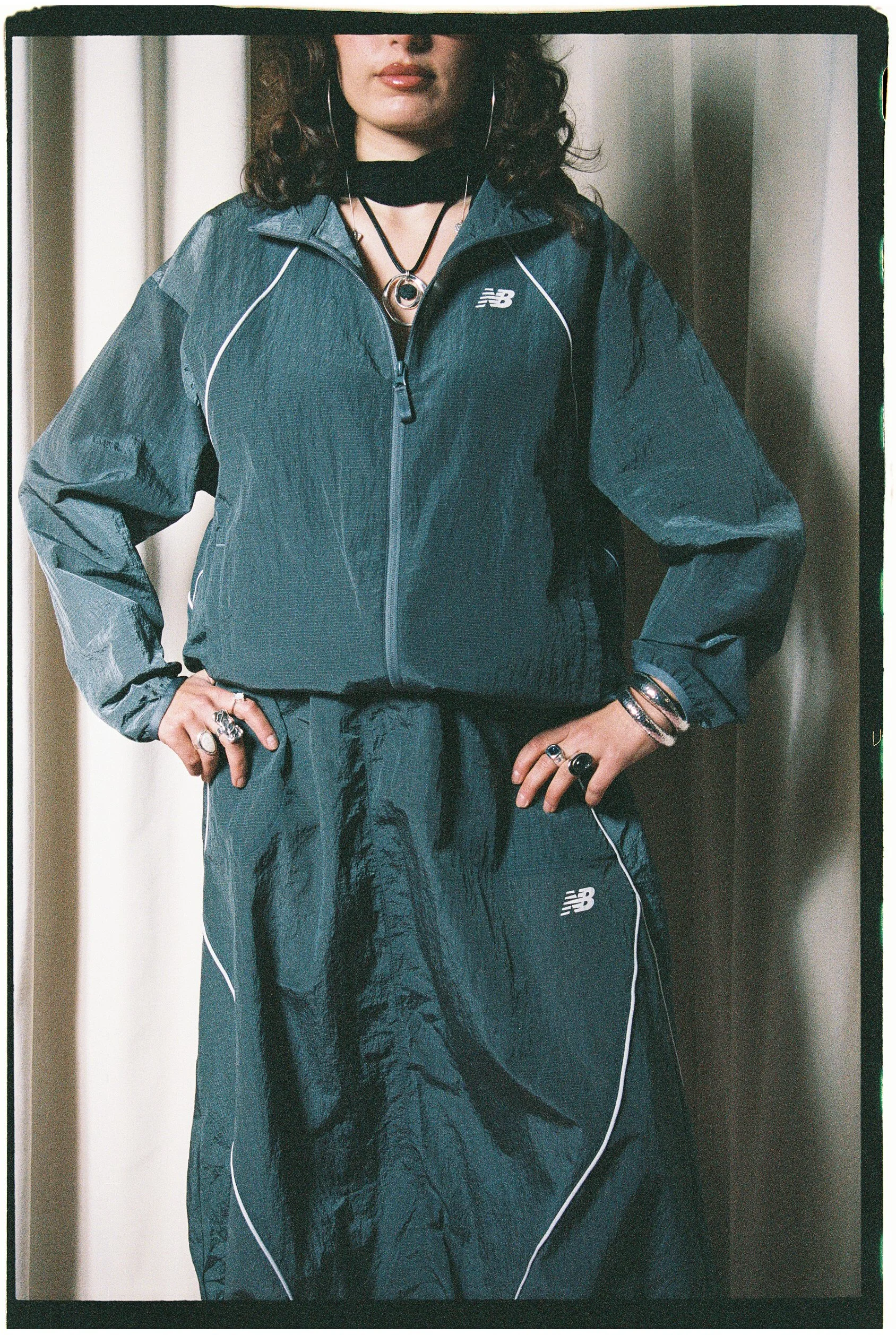 NEW BALANCE GREY DAYS BÜSRA ORIGINAL-5.jpg