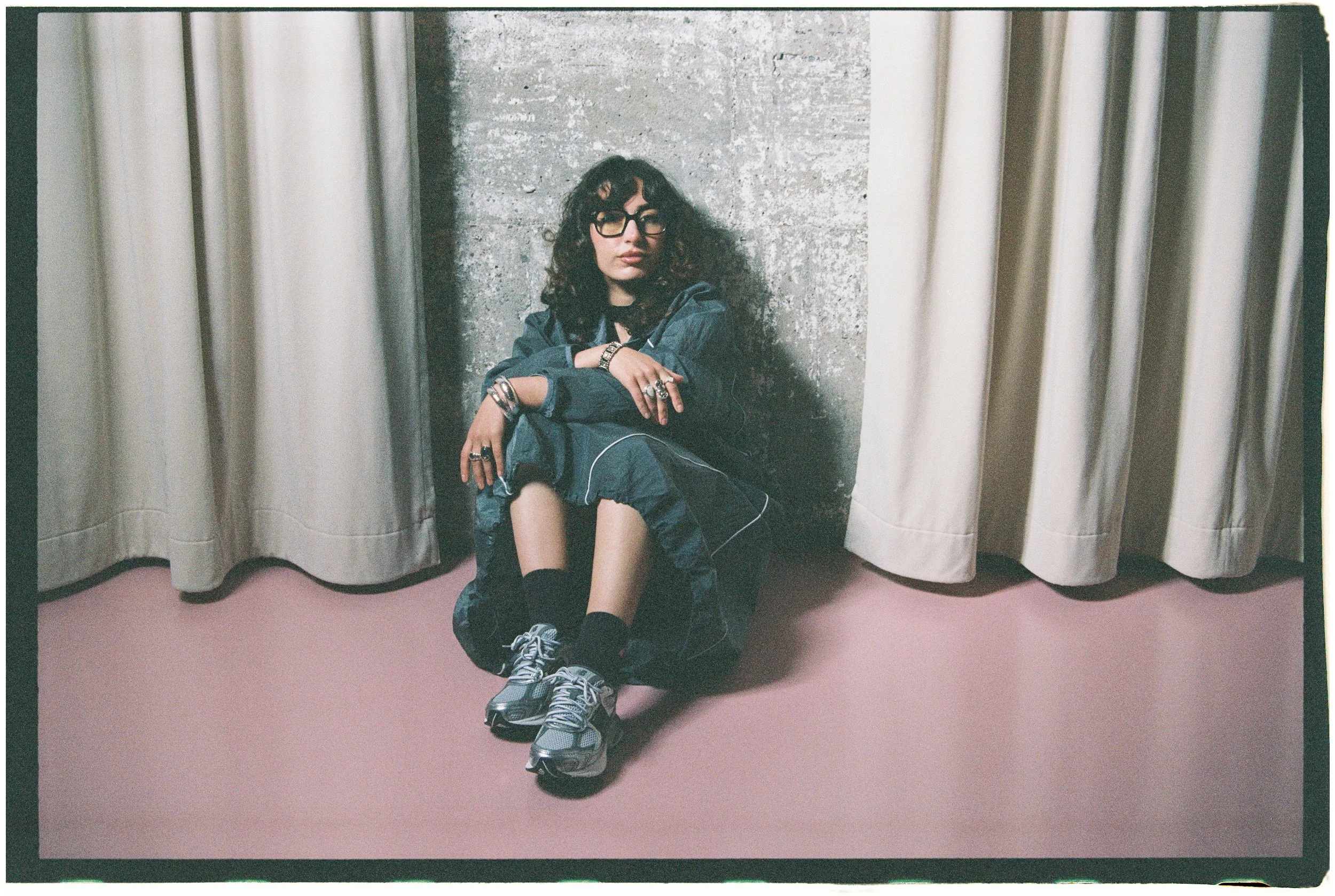 NEW BALANCE GREY DAYS BÜSRA ORIGINAL-7.jpg