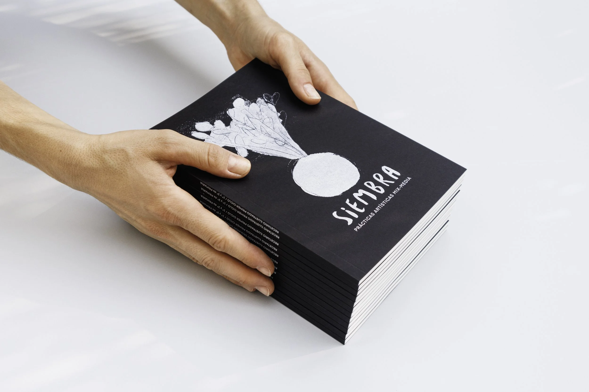 siembra-practicas-artisticas-mix-media_@maider_sorasu