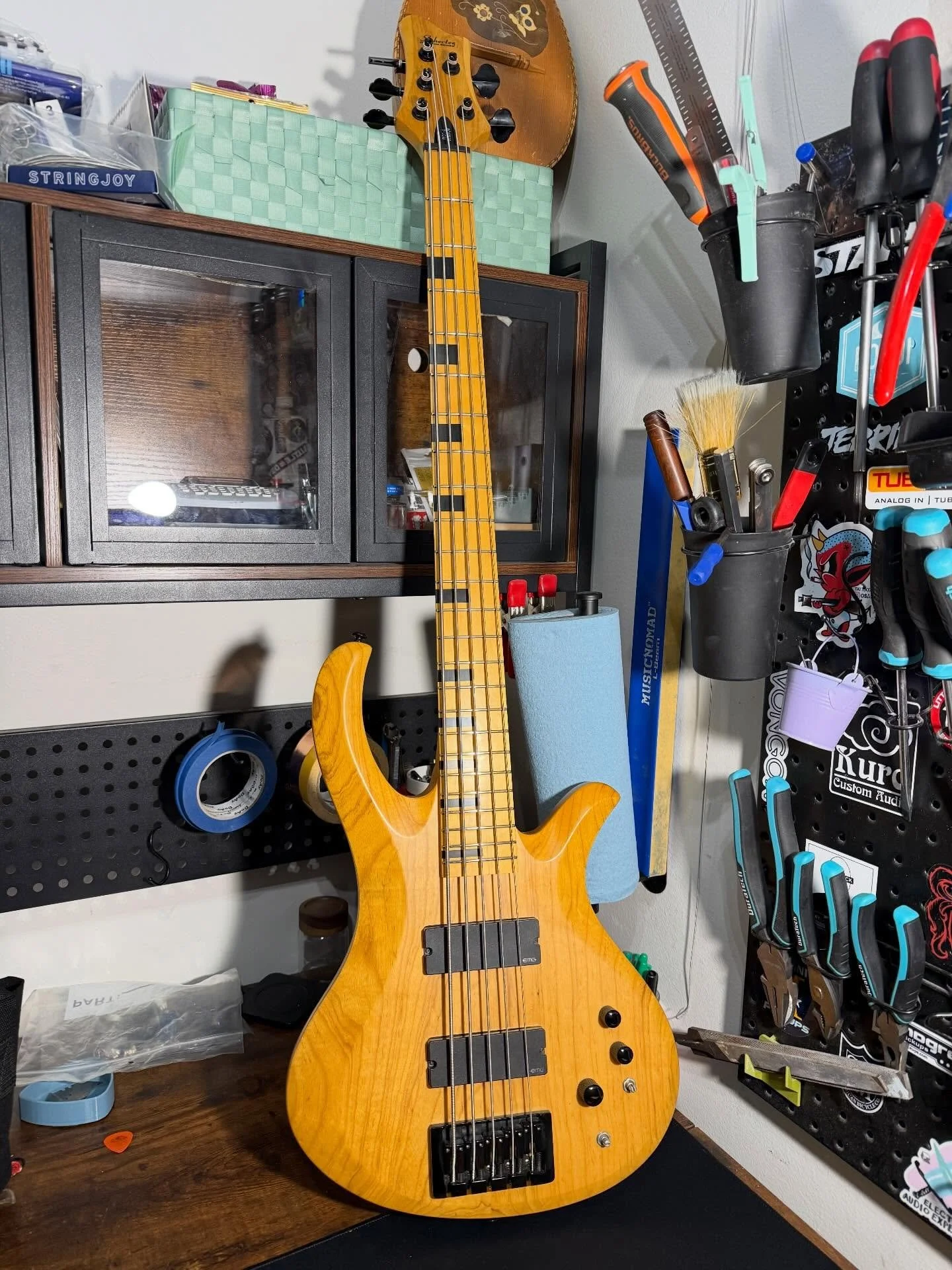 Anyone have experience with Schecter basses? What do you think?