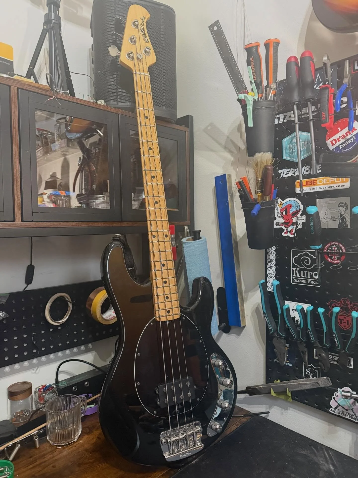 If I eventually get around to making a bass I think I&rsquo;ll do a MM bride pickup and a pbass neck 🤔