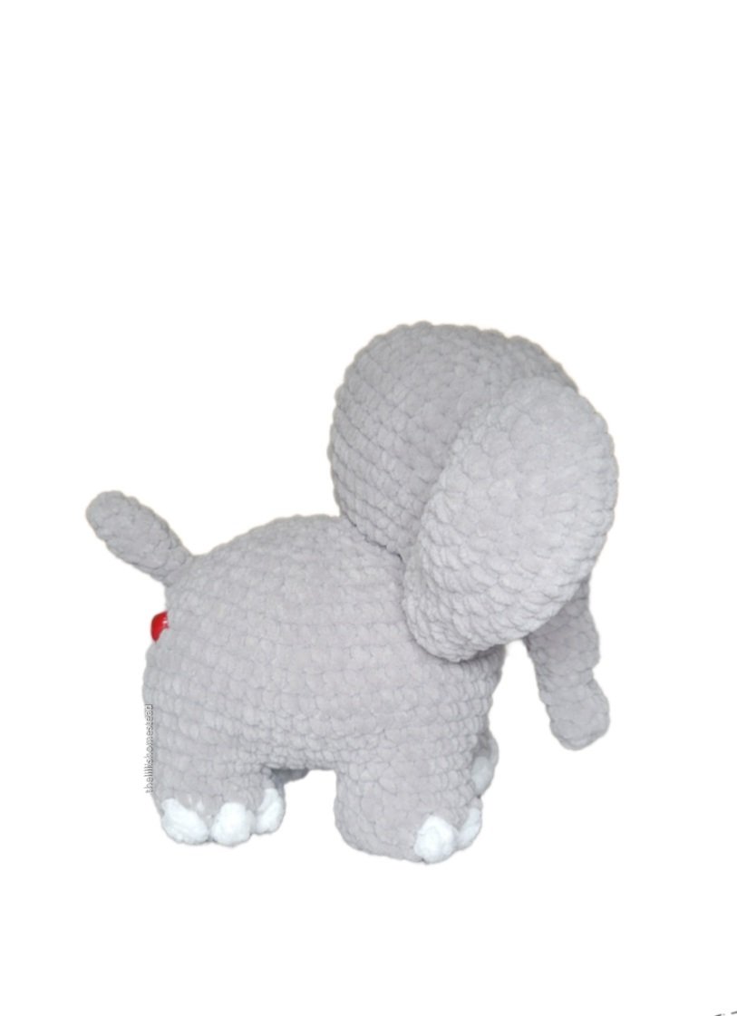 Elephant right side.jpg