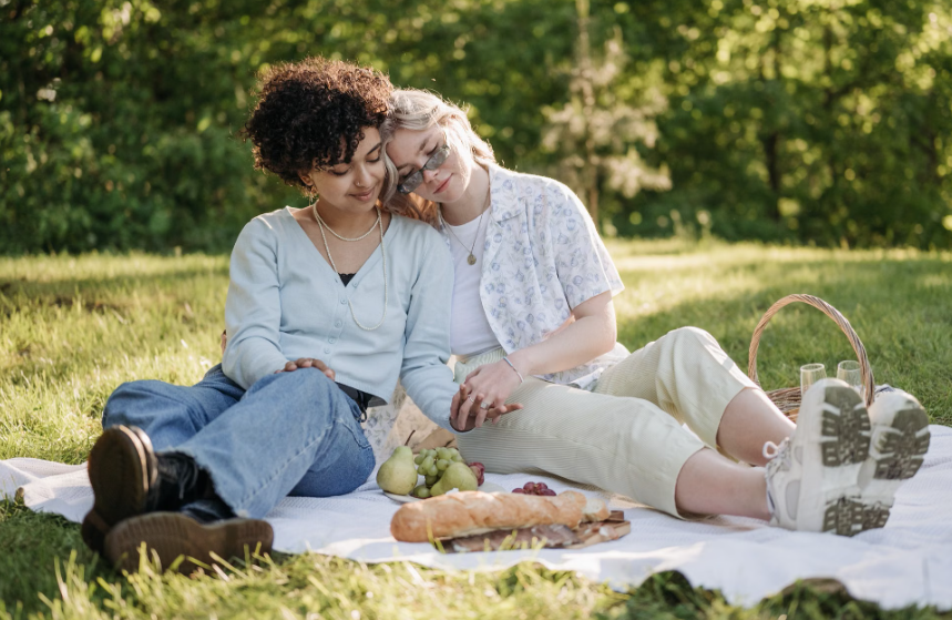 Couple sharing a quiet moment while one partner experiences relationship anxiety and overthinking.