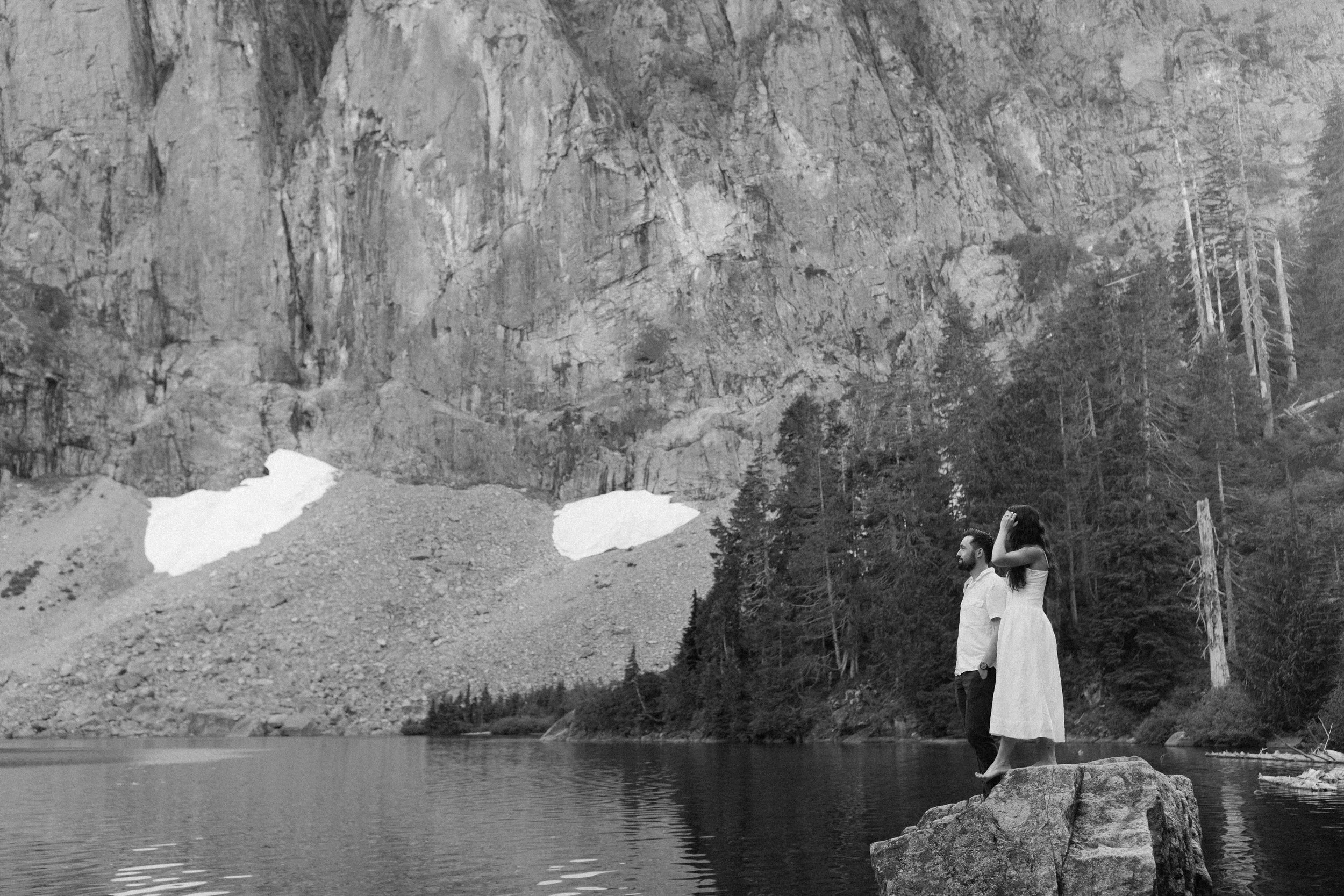 Lake Serene Engagement Session