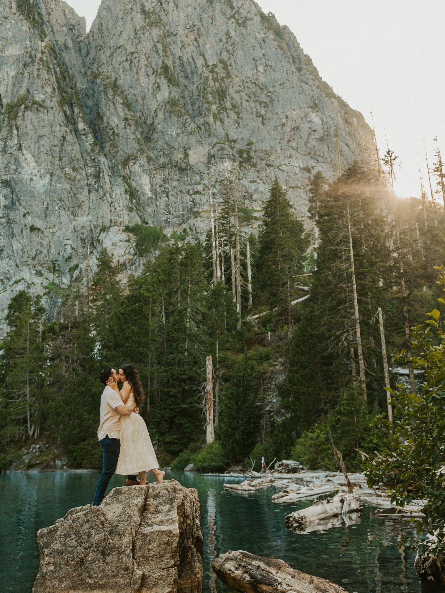 Lexie + Noah, just below the tippy top of Mount Index 🫶

2025 was a year shaped by mountain hikes and deep adventure in the Cascades. And 2026 is already unfolding into something even more special, with eight weddings all throughout the Cascades and