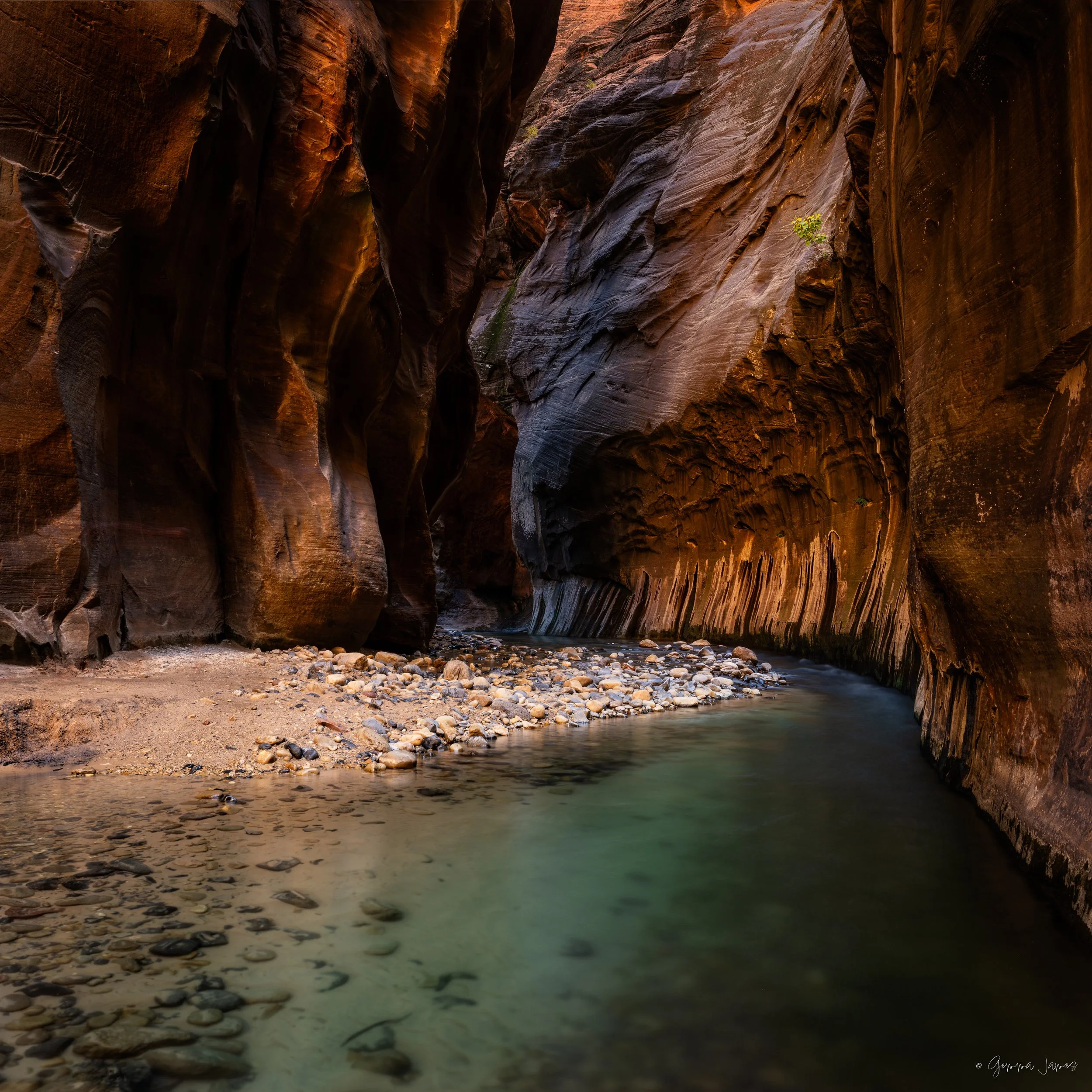 The Narrows Curve 50x50 (1x1sq) $3,500, 35x35 $2,100.jpg