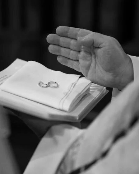 Feeling so blessed to have created the rings for this beautiful marriage - thank you so much Charlie &amp; Dale for asking me to make your engagement &amp; wedding rings! 🥹😇

📷: @esrobertsphotography @katepottsphotography