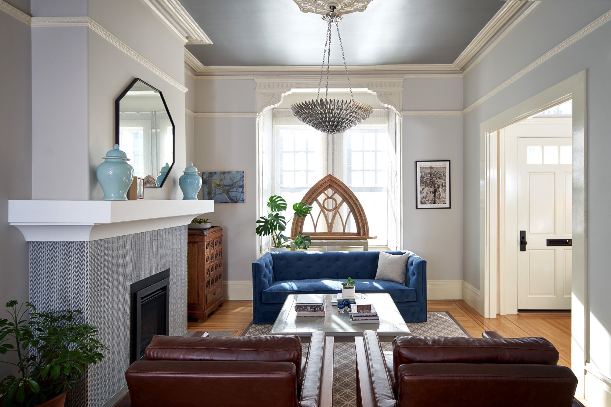2022-11-14_BlueLampInteriors_2814PineSt-0027_LRG.jpg