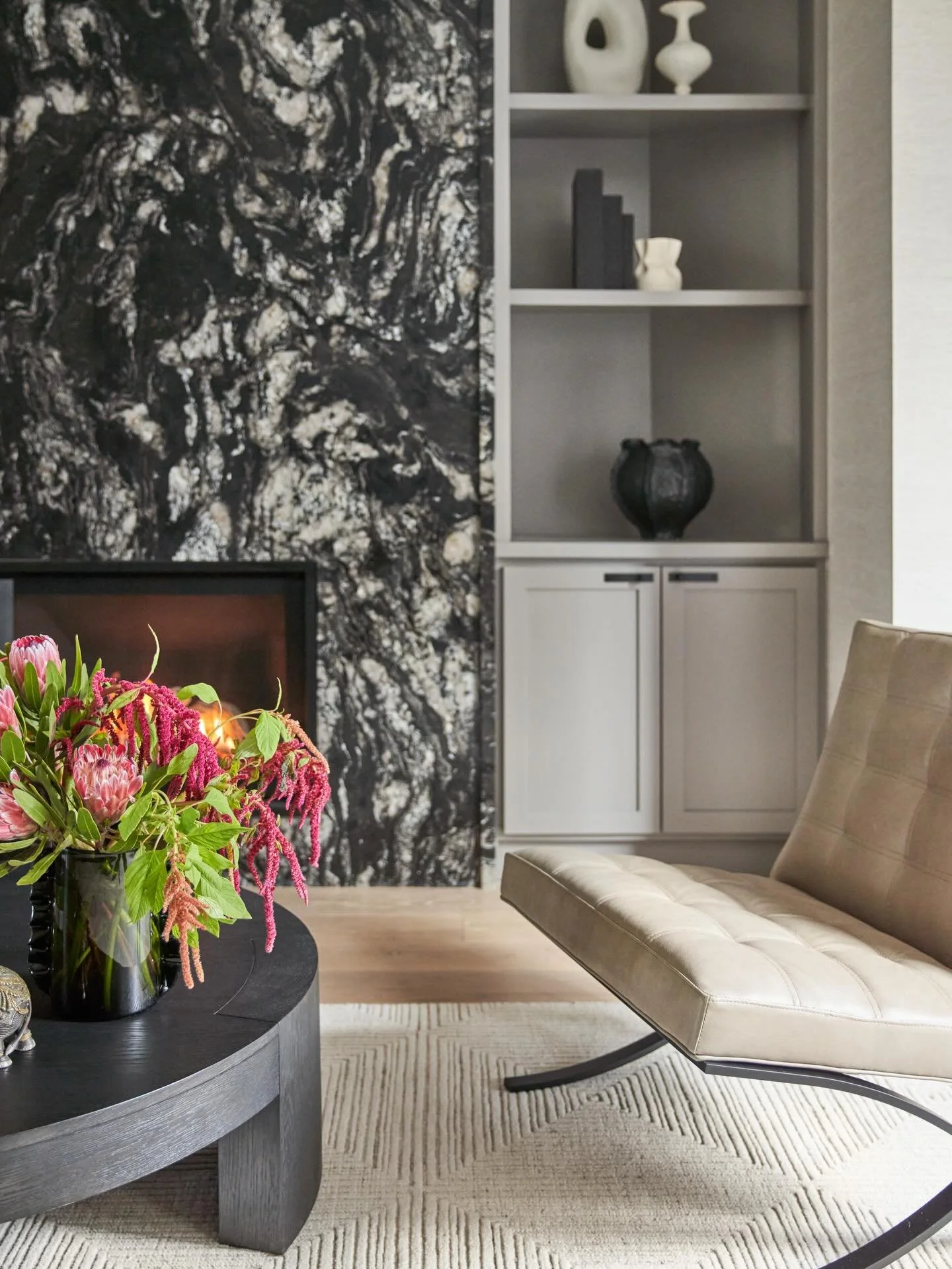 Teaser pics! 3rd Ave project photos are almost ready. Can&rsquo;t wait to share! 

Design | @retirodesign.co 
Photography | @kuohphotography 
Styling | @matador_studio 

#luxuryhomes 
#sfinteriordesign 
#retirodesignco