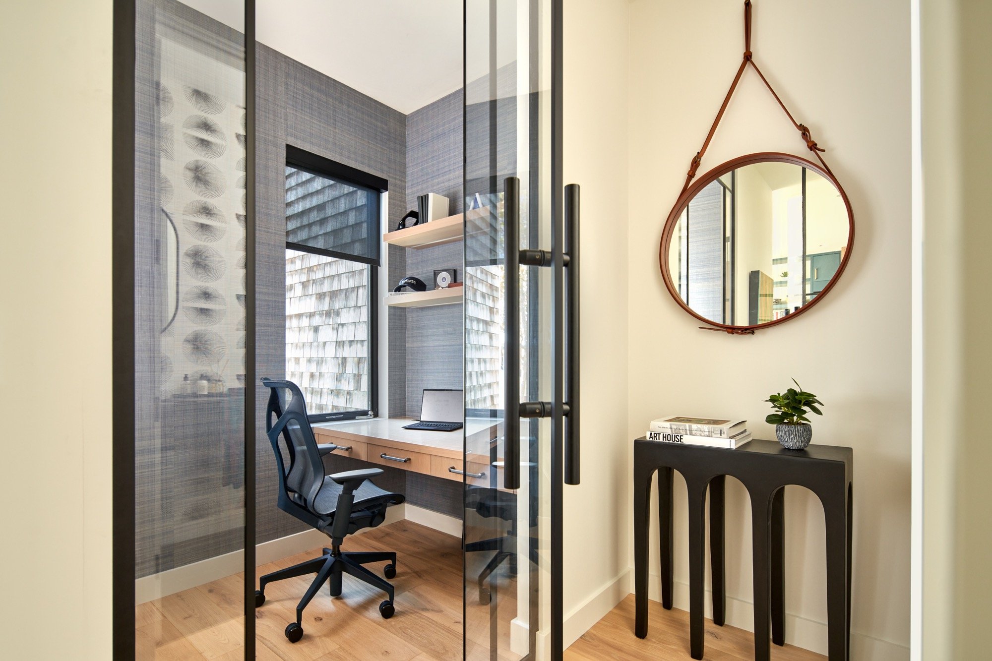 2024-10-18_BlueLampInteriors-1013CastroStreet-DSC9578-CO-r1_lrg.jpg
