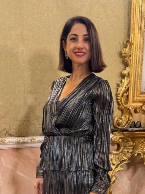 Glamour, Confidence &amp; Motherhood: Andri’s Wedding Look in Napoli