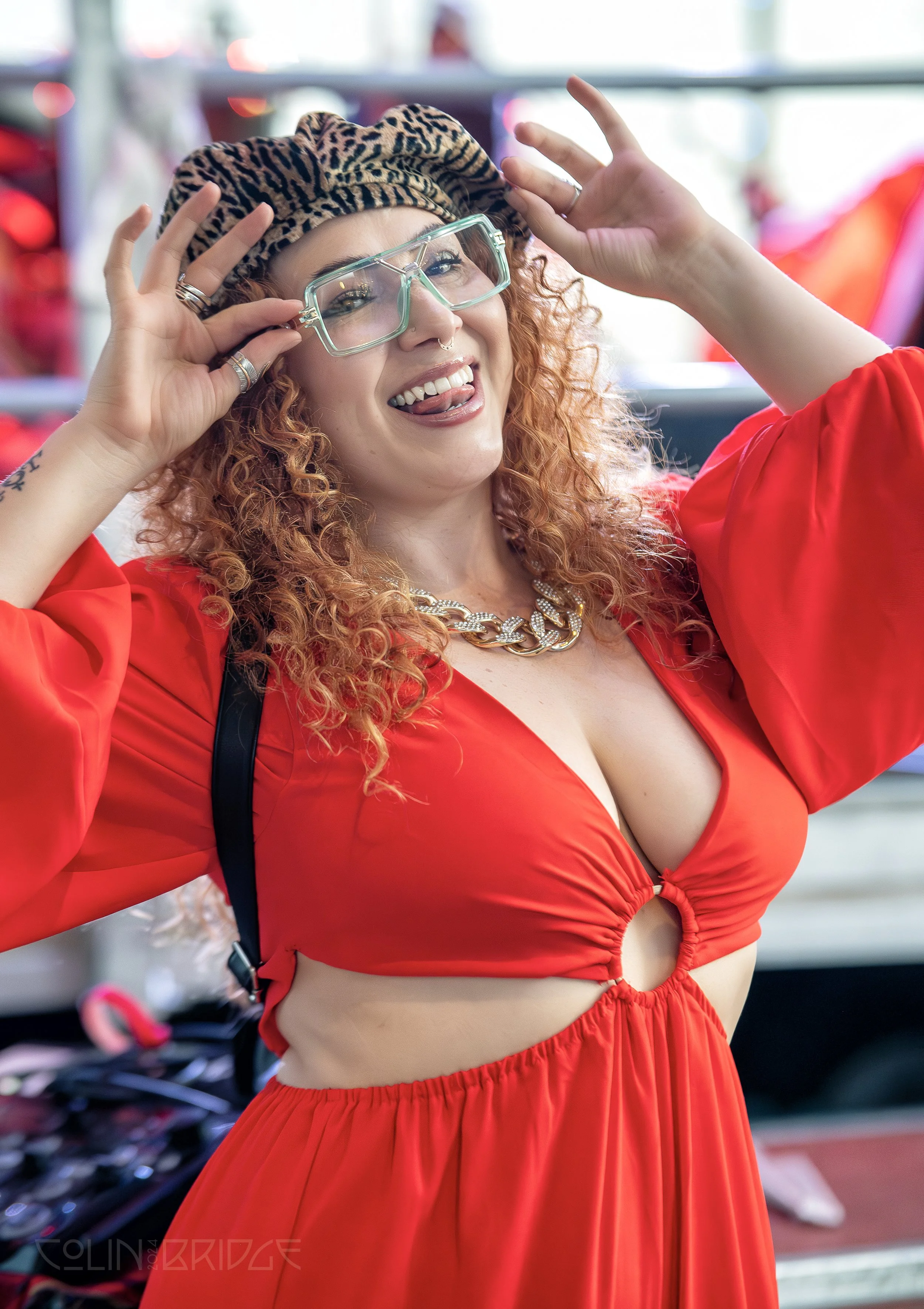 lady say aut-1.jpg