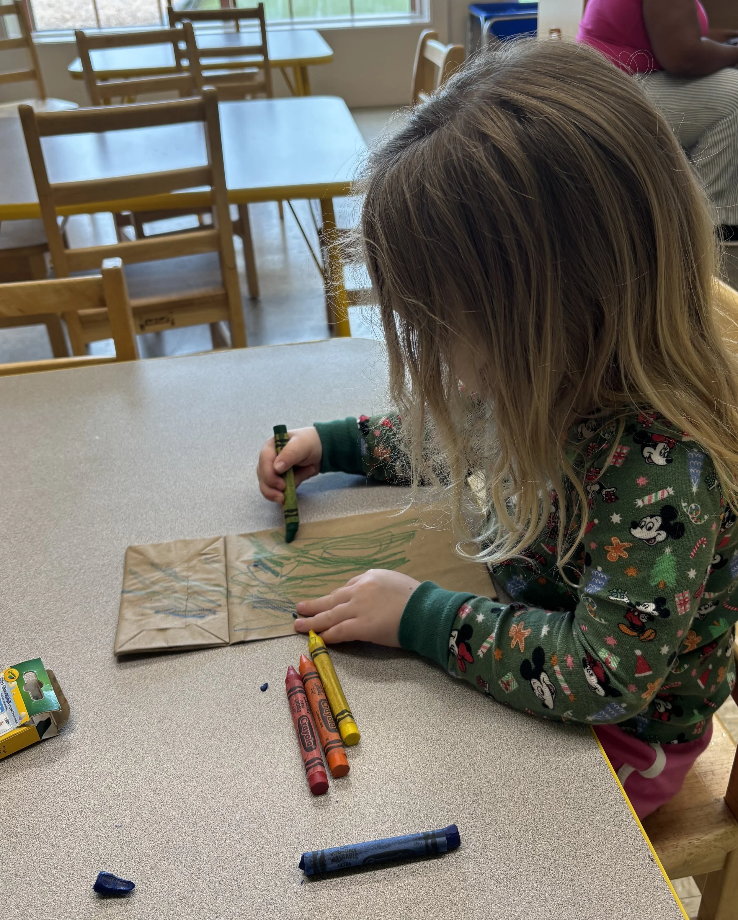 child coloring bag.jpg