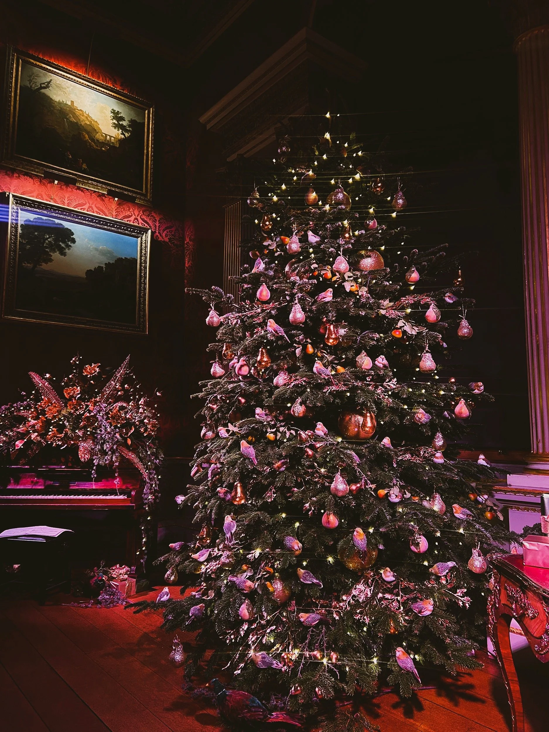Holkham Hall By Candlelight: A Festive Winter Experience For Your Cottage Escape.