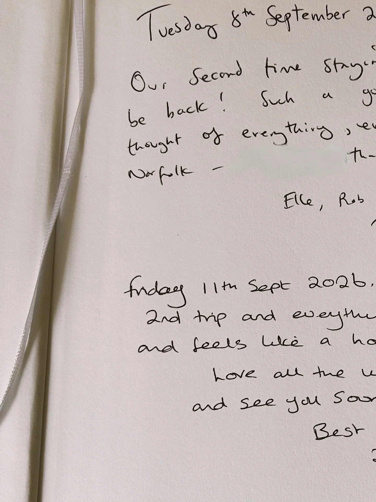 The first two pages of our new guest book have already been claimed by returning guests 🤍

Our first guest book was completely full, so this week we put out our new one and the first two guests to write in it? Both back for their second stay of the 