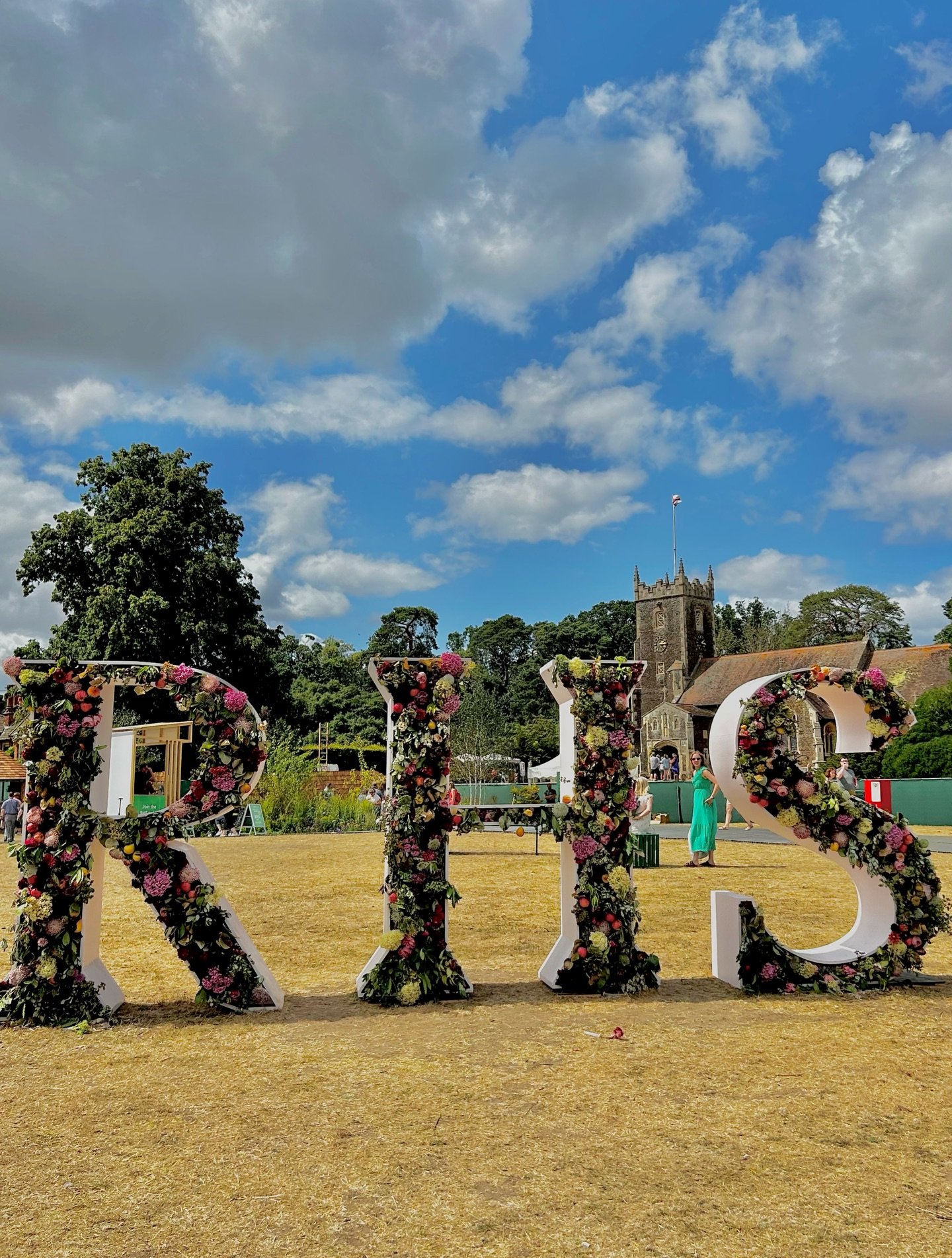 Some of our highlights from the very first RHS Flower Show at @sandringhamestate 💐👑💐

When the @the_rhs brought its show to our beautiful corner of Norfolk, we couldn&rsquo;t miss being part of the excitement&hellip; and we weren&rsquo;t the only 