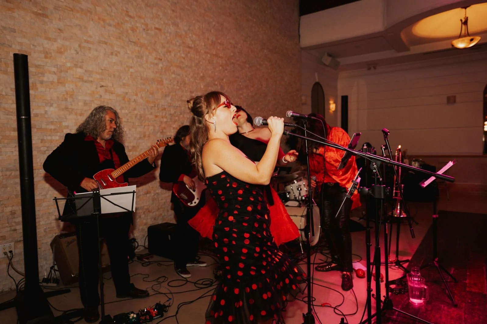 lastHaleyNSeanReception-image000001 2.jpeg