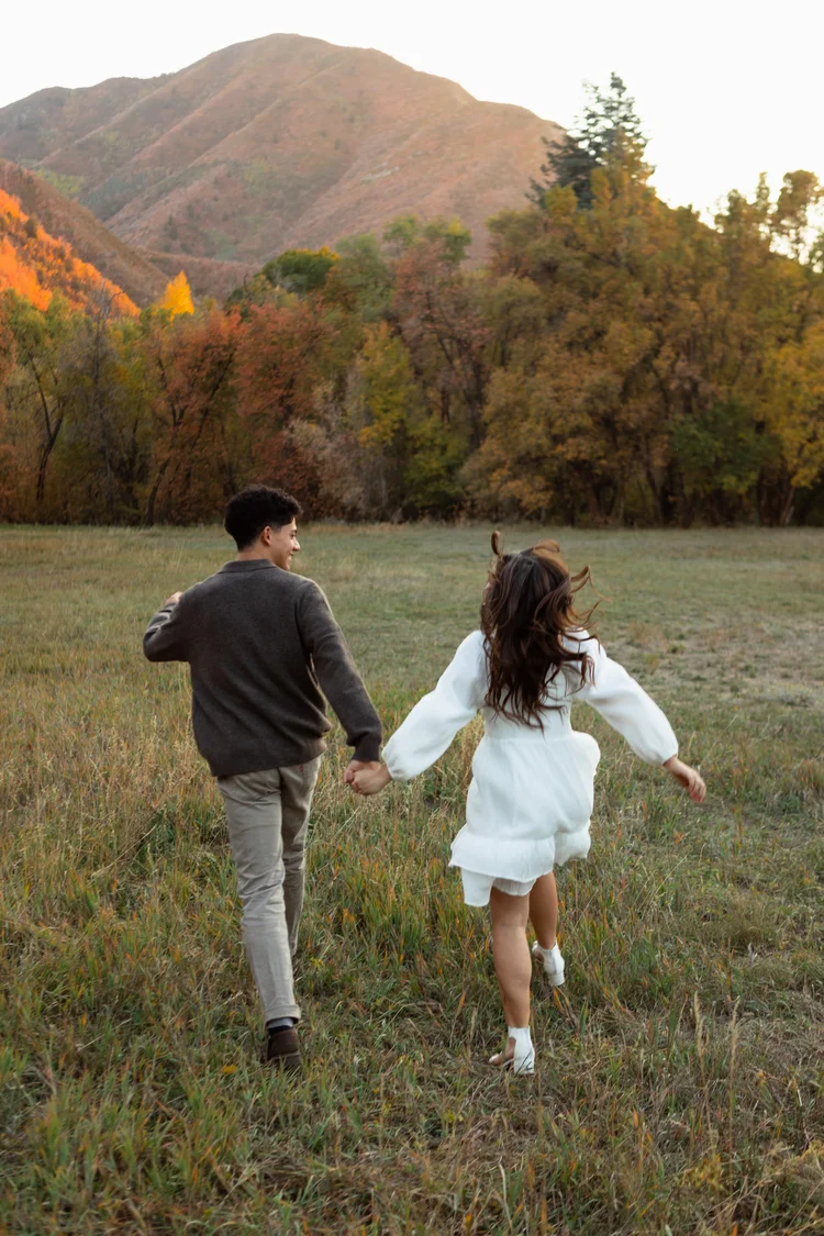 Fall mini session location at Hobble Creek Canyon near Springville, Utah