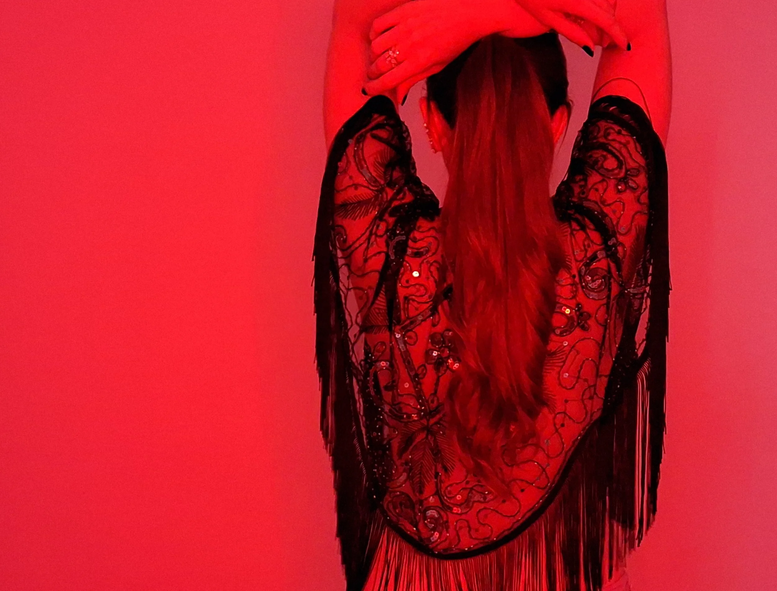 Maria Feinics  red picture back