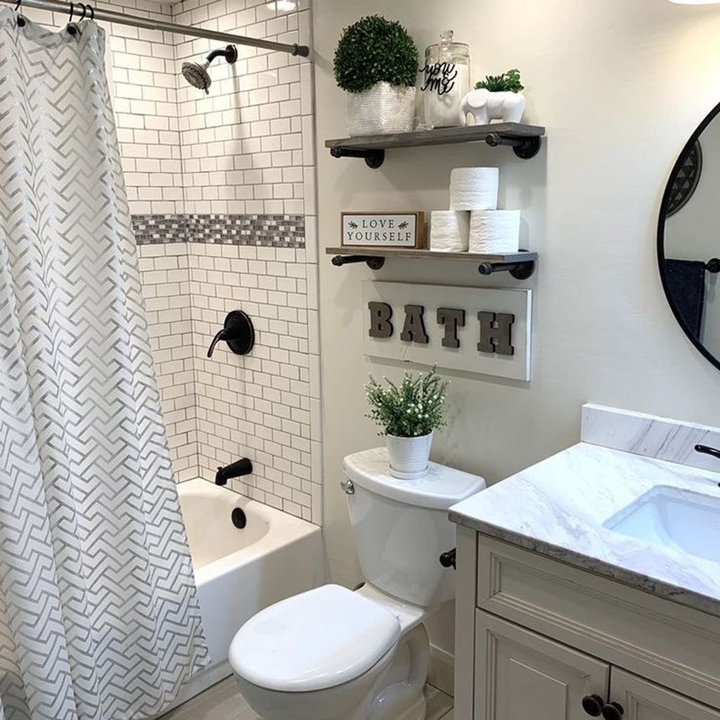 Bathroom with Subway Tile Bath