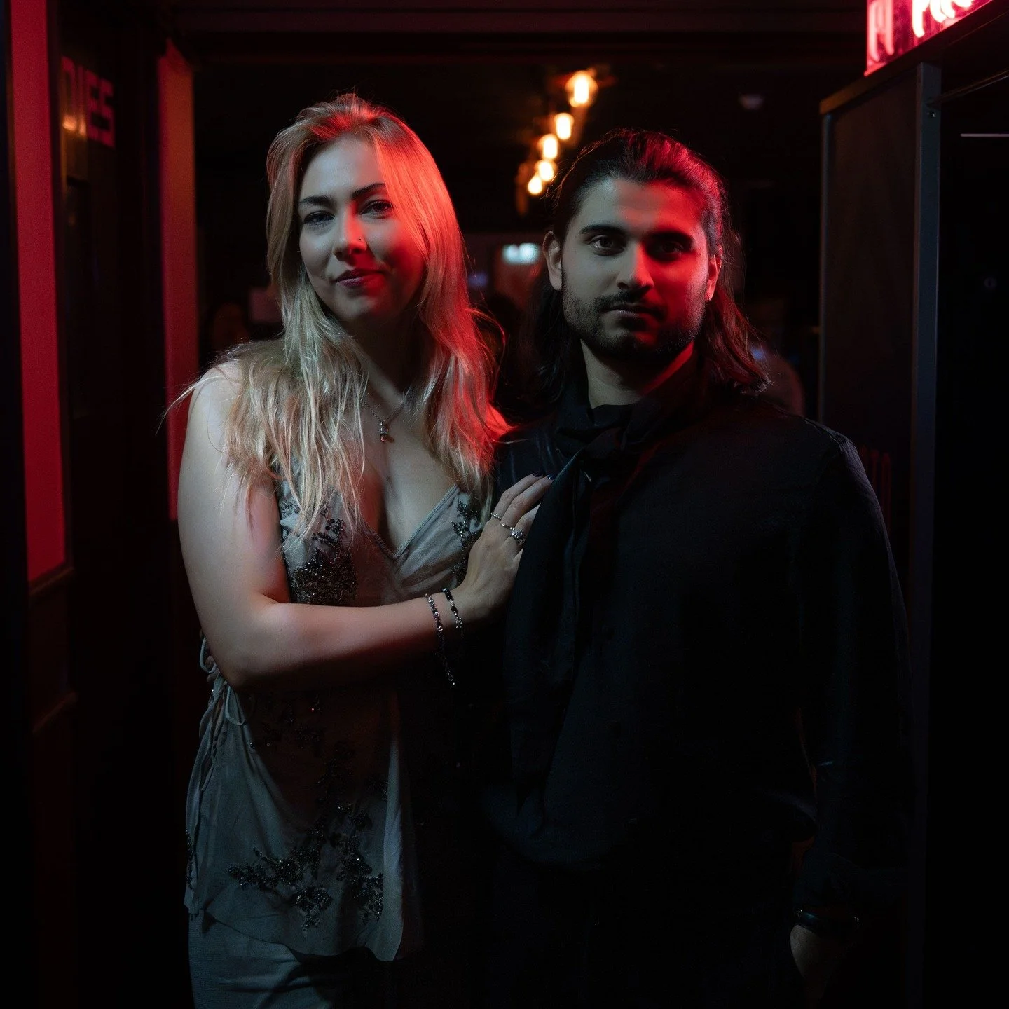 In frame 📸: @sandrathh &amp; @arrunharks at @thephoenix_w1 

This was an awesome shoot - thank you guys so much!

- MWS

Gear used:
- Sony a7iv @sonyalpha 
- Sony 24-70mm F2.8 GM 
- Godox V1 @godox_global 
- Lightroom @lightroom 

#londonmusicians #